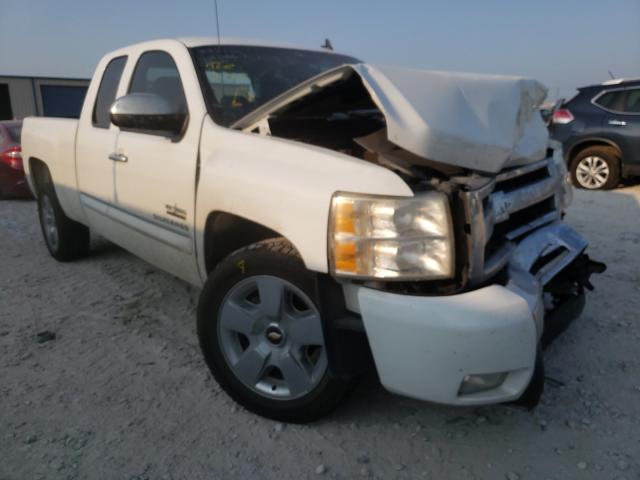 CHEVROLET SILVERADO 2011 1gcrcse02bz124143