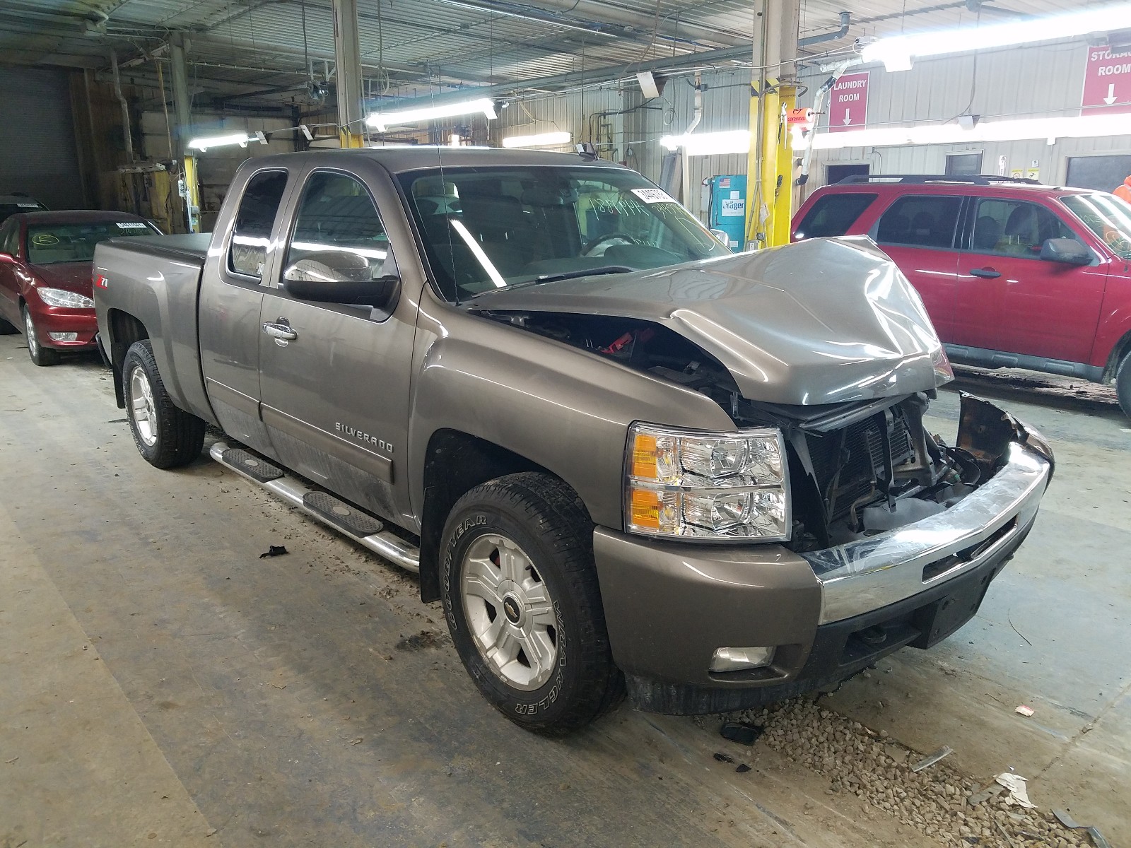 CHEVROLET SILVERADO 2011 1gcrcse02bz339909