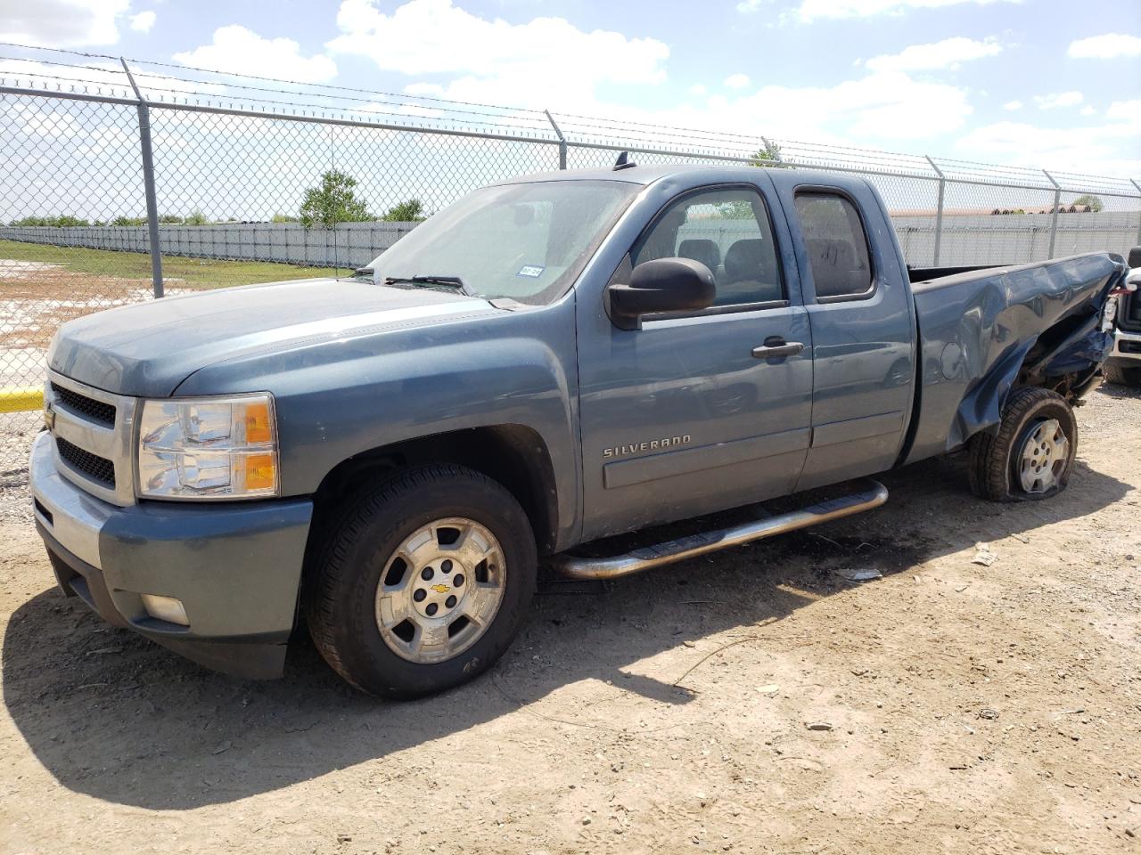 CHEVROLET SILVERADO 2011 1gcrcse08bz455549