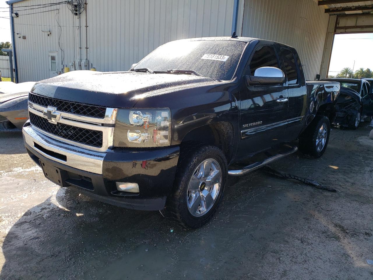 CHEVROLET SILVERADO 2011 1gcrcse09bz111678