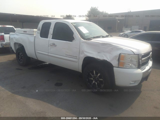 CHEVROLET SILVERADO 1500 2011 1gcrkse31bz140623