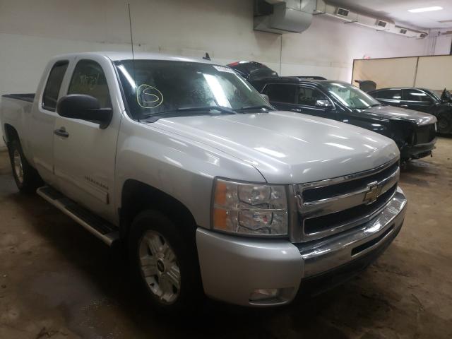 CHEVROLET SILVERADO 2011 1gcrkse31bz306350