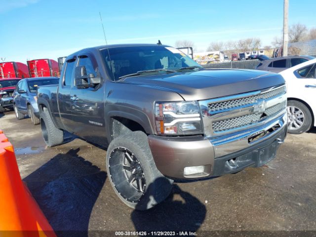 CHEVROLET SILVERADO 1500 2011 1gcrkse31bz325545