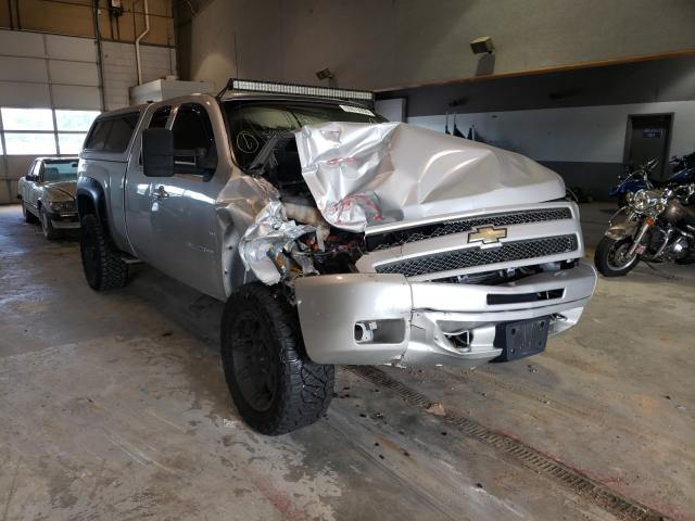 CHEVROLET SILVERADO 2011 1gcrkse32bz270295