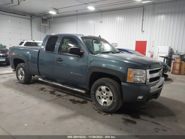 CHEVROLET SILVERADO 1500 2011 1gcrkse33bz100656