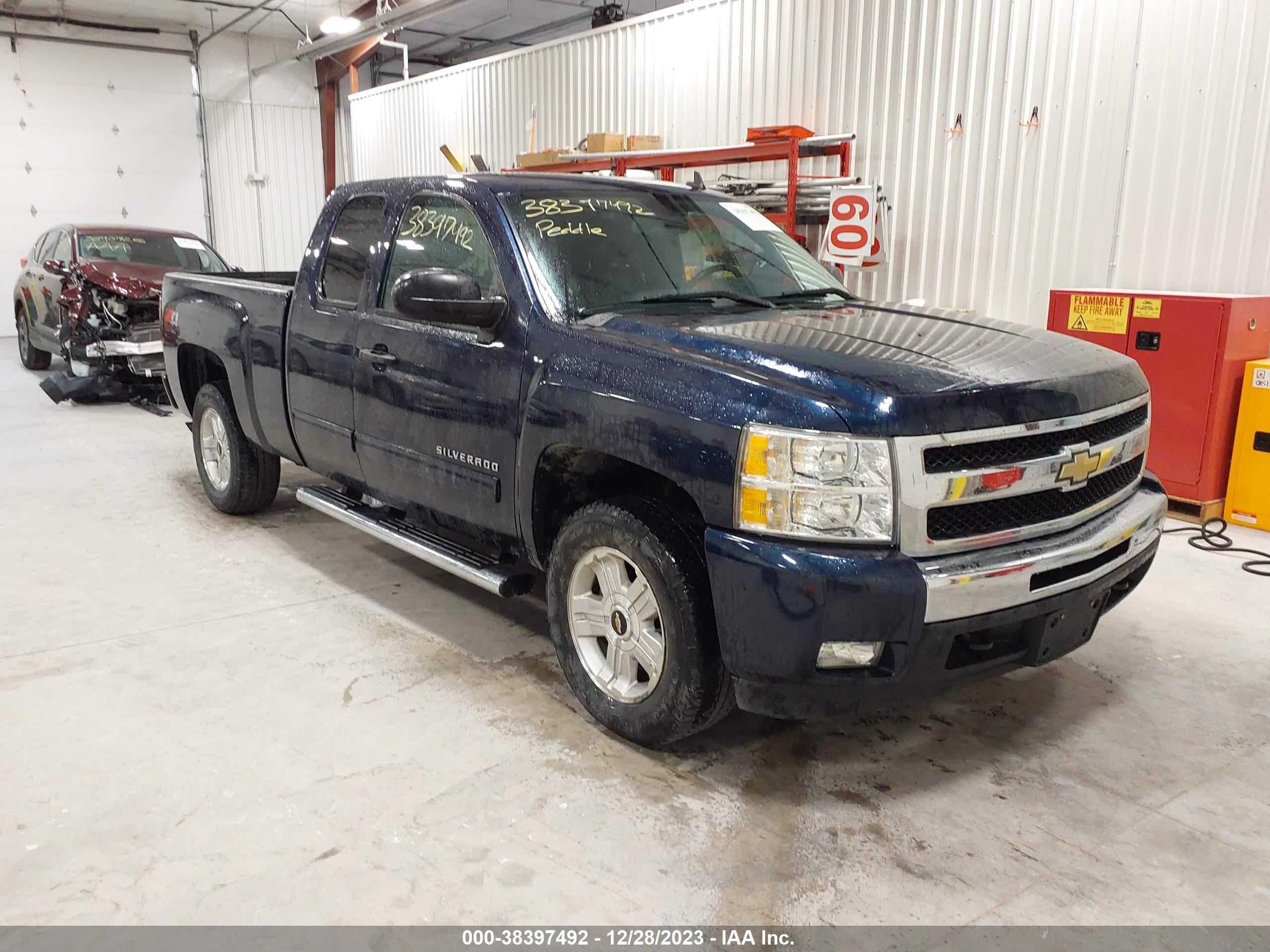 CHEVROLET SILVERADO 2011 1gcrkse34bz347023