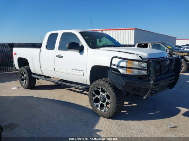 CHEVROLET SILVERADO 1500 2011 1gcrkse36bz145641