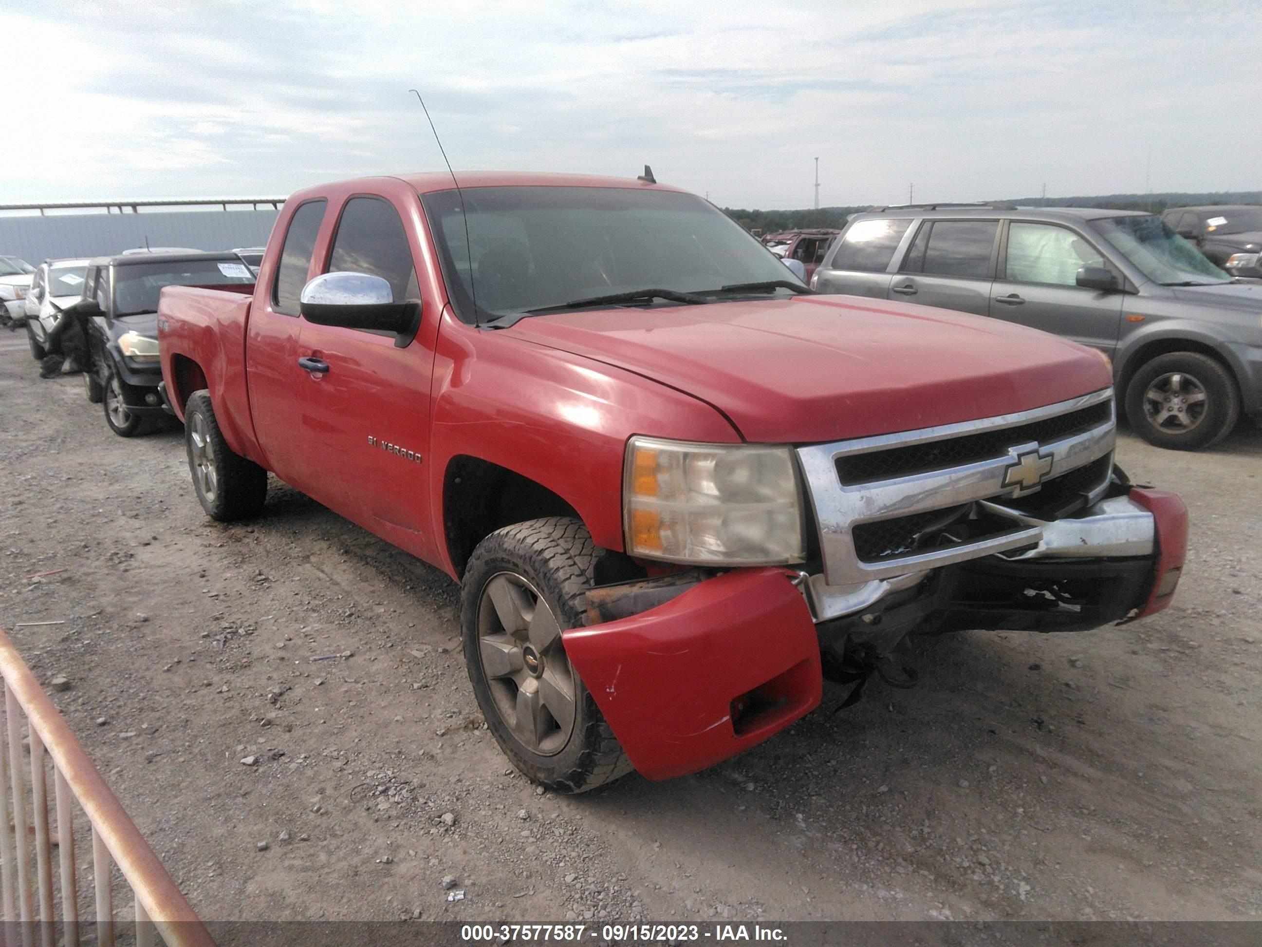 CHEVROLET SILVERADO 2011 1gcrkse36bz215204