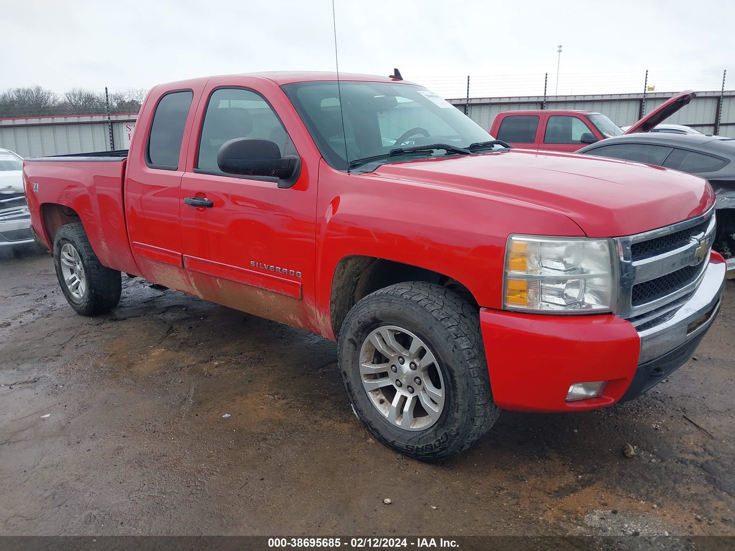 CHEVROLET SILVERADO 2011 1gcrkse36bz351980