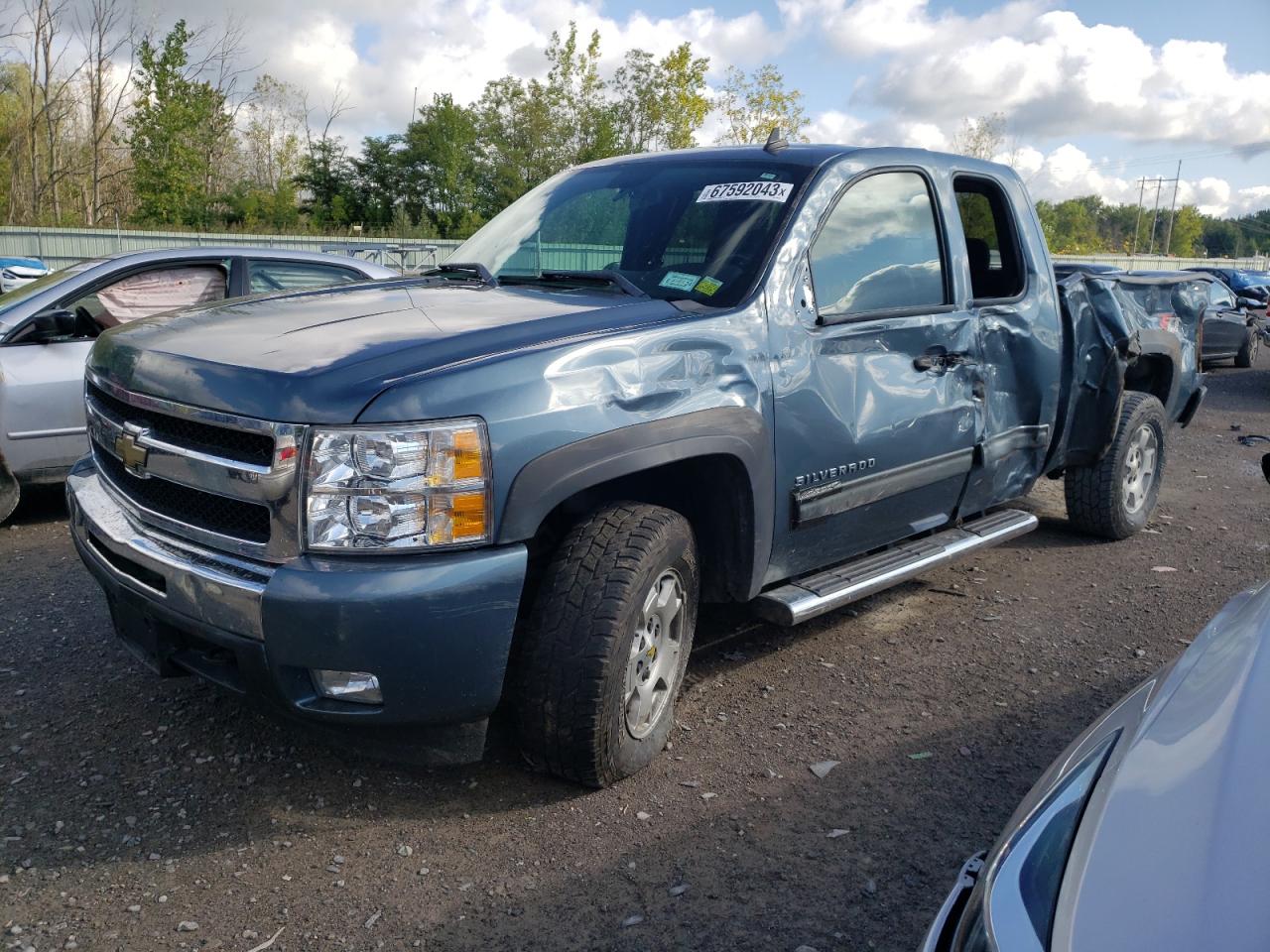 CHEVROLET SILVERADO 2011 1gcrkse37bz269515