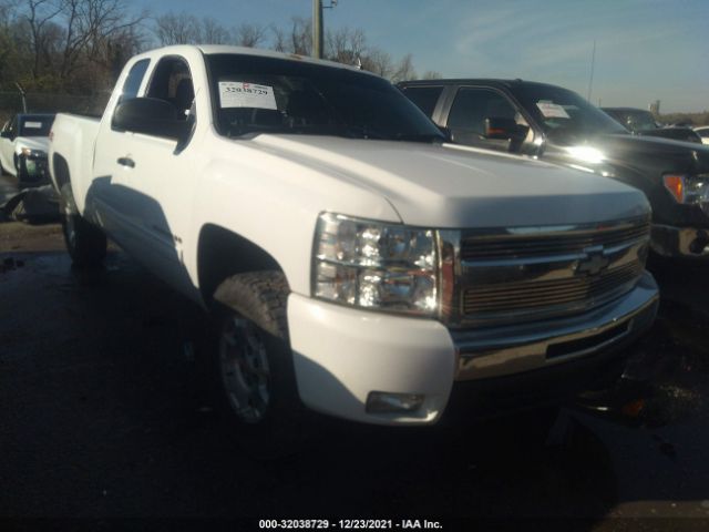 CHEVROLET SILVERADO 1500 2011 1gcrkse38bz449182