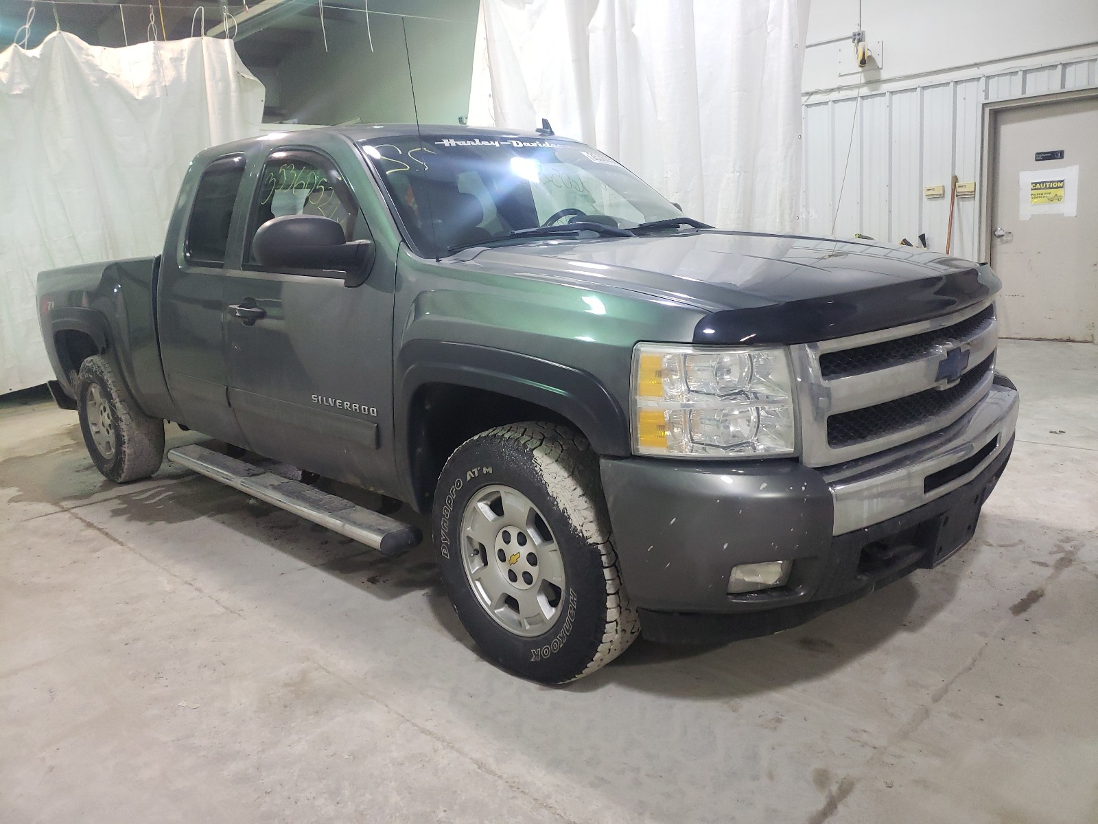 CHEVROLET SILVERADO 2011 1gcrkse39bz155712