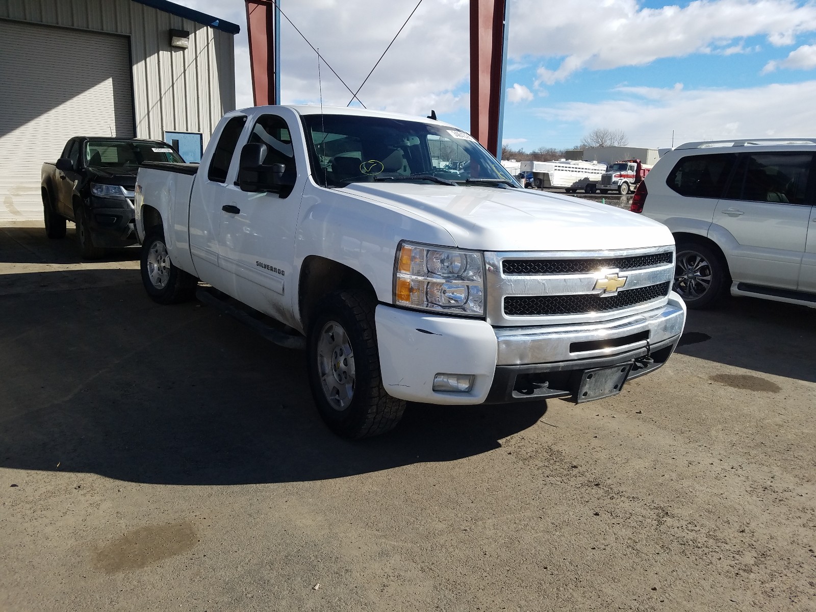 CHEVROLET SILVERADO 2011 1gcrkse39bz243207