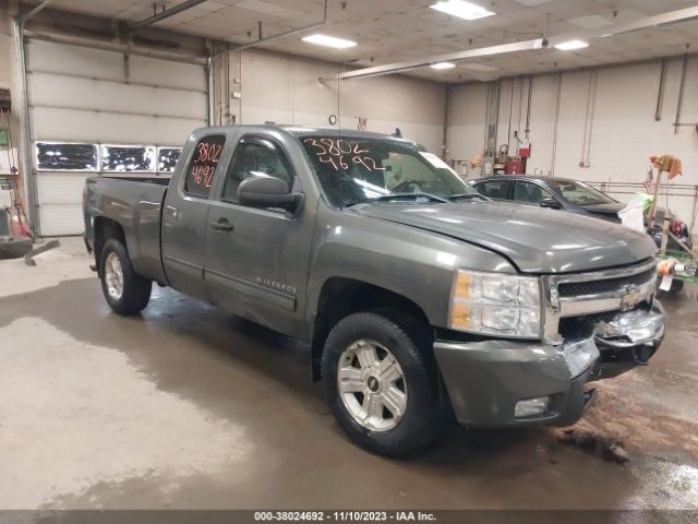 CHEVROLET SILVERADO 1500 2011 1gcrkse39bz452138