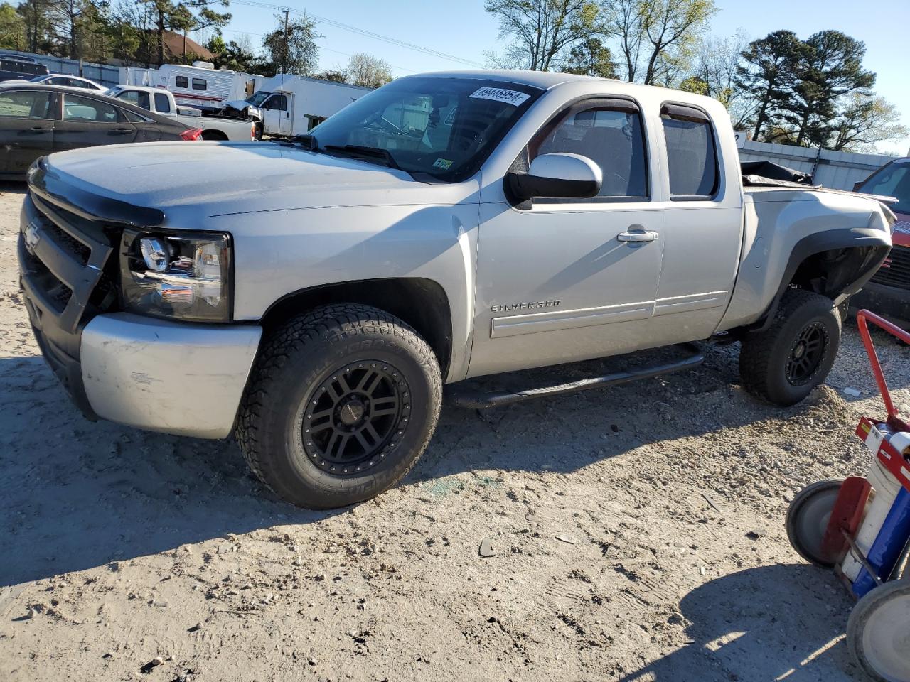 CHEVROLET SILVERADO 2011 1gcrkse3xbz253485