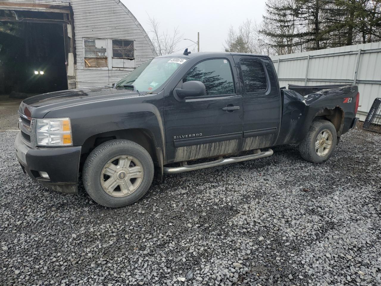 CHEVROLET SILVERADO 2011 1gcrkse3xbz451354