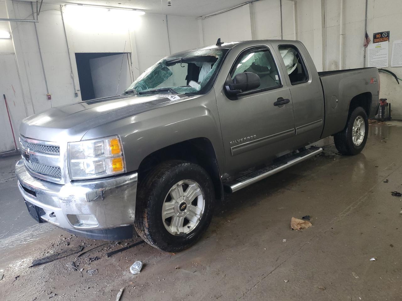 CHEVROLET SILVERADO 2013 1gcrkse79dz275158