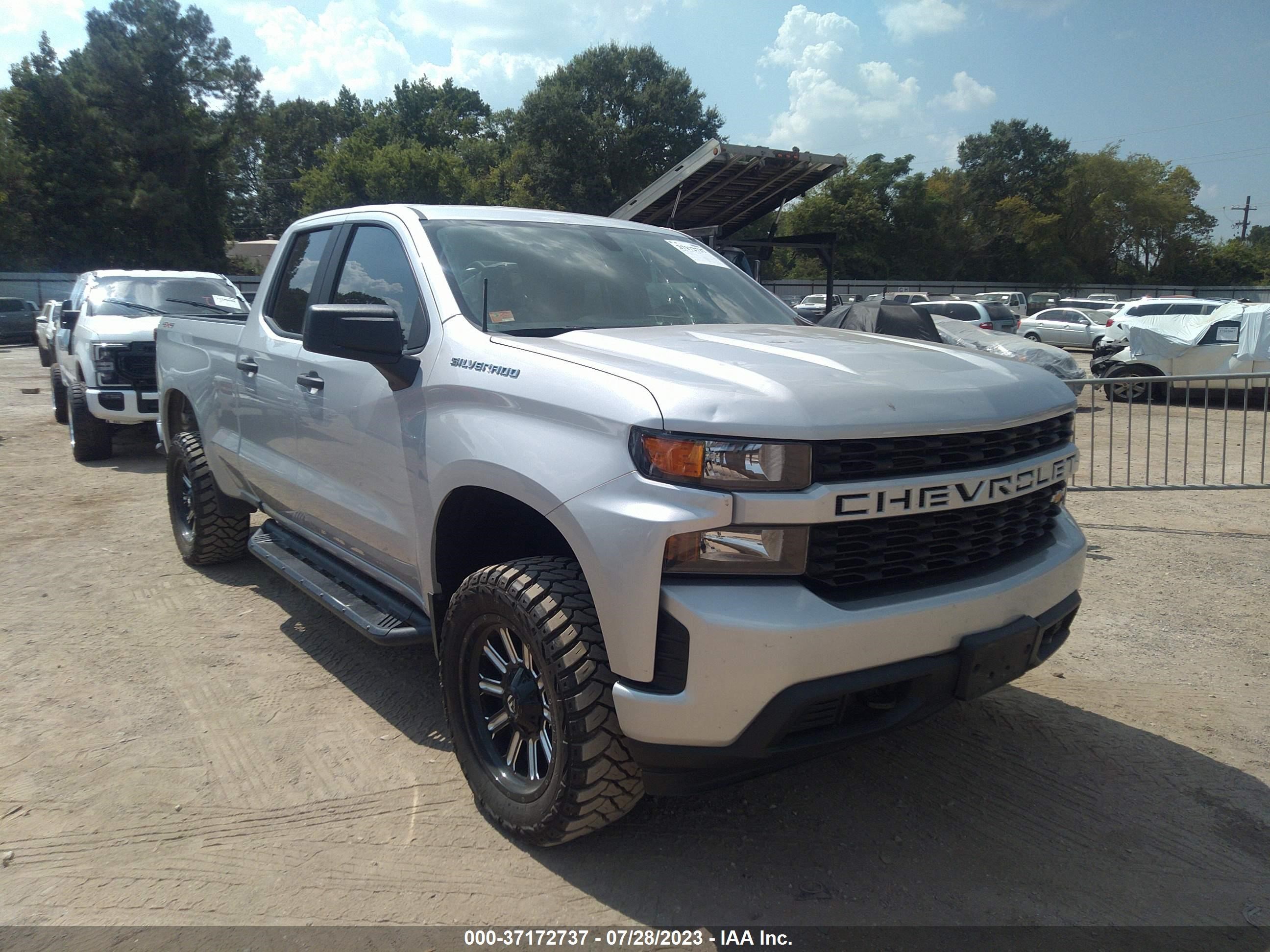 CHEVROLET SILVERADO 2019 1gcrybef8kz215732