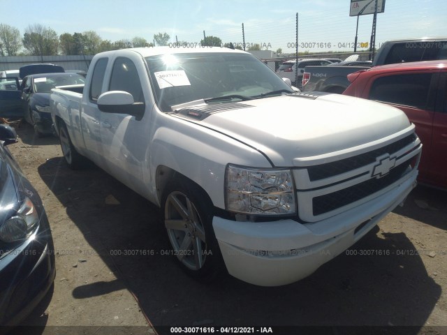 CHEVROLET SILVERADO 1500 2010 1gcscrea7az260169