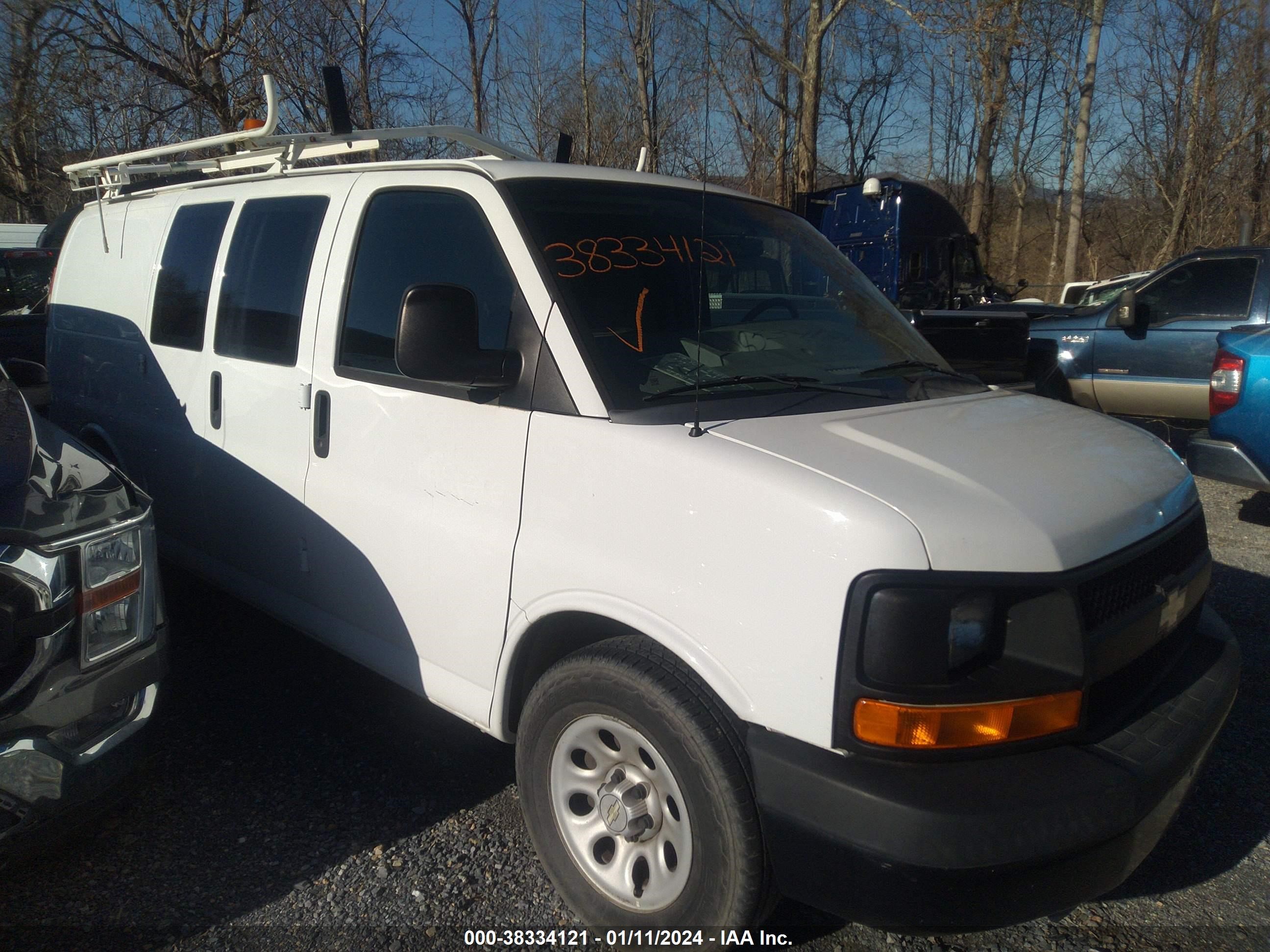 CHEVROLET EXPRESS 2011 1gcsgafx0b1136897