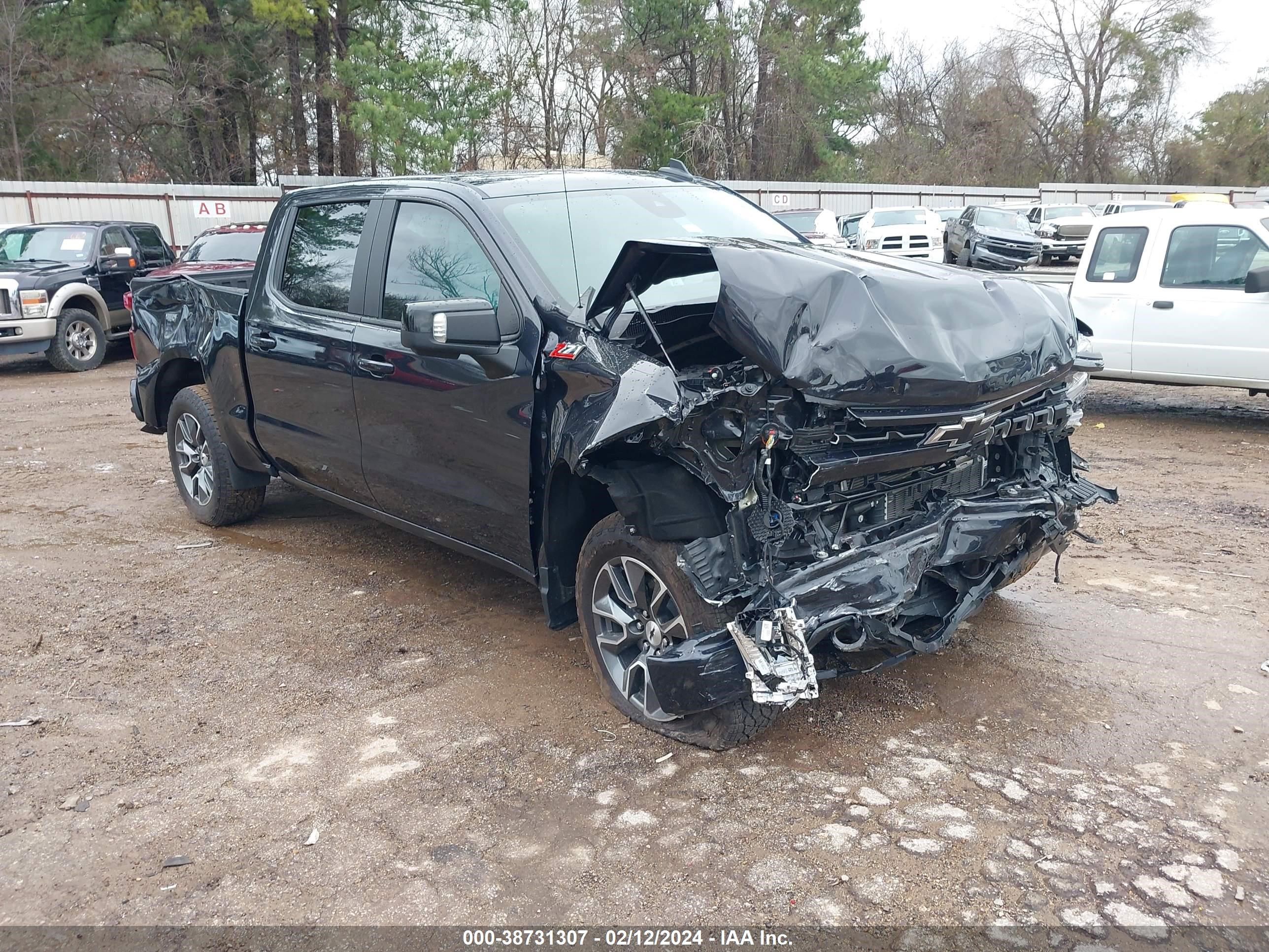 CHEVROLET SILVERADO 2023 1gcudee83pz184681