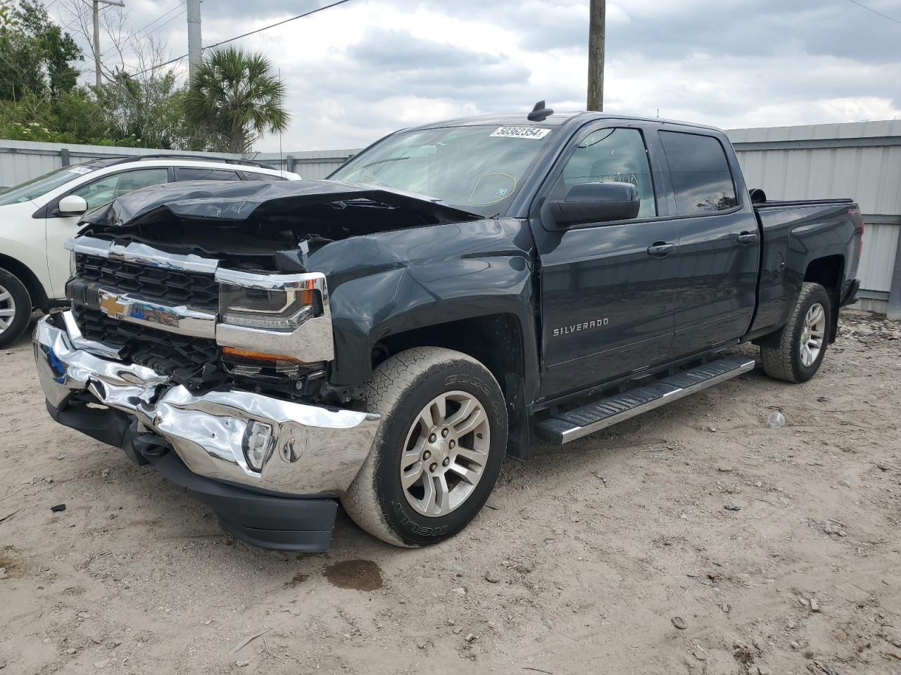 CHEVROLET SILVERADO 2017 1gcukrec7hf215029