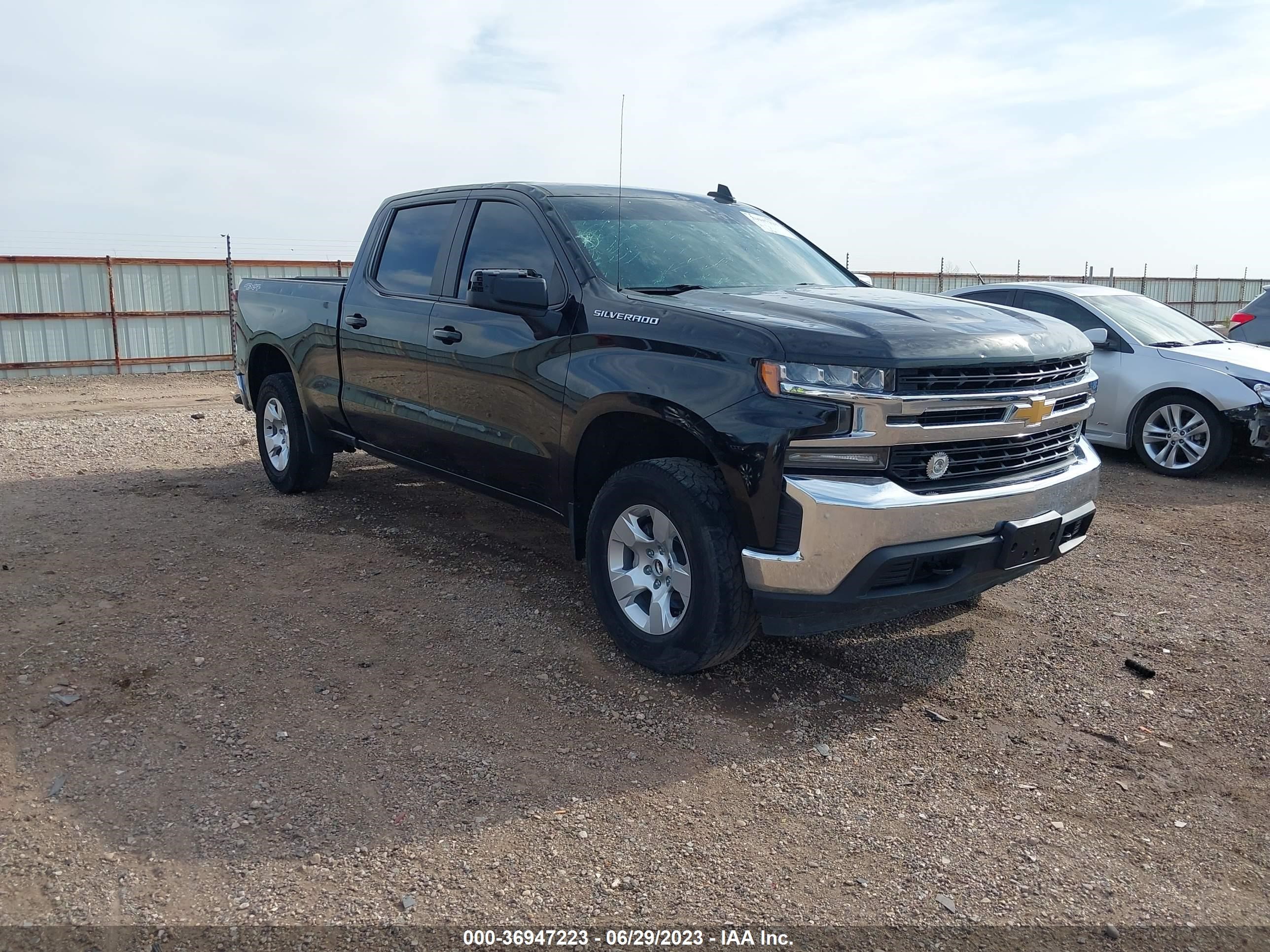 CHEVROLET SILVERADO 2021 1gcuyded1mz237336