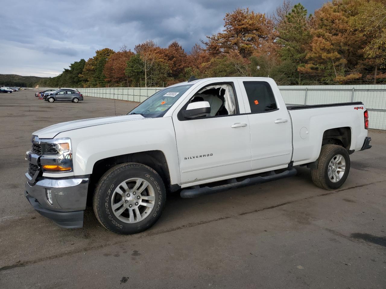 CHEVROLET SILVERADO 2018 1gcvkreh9jz359623