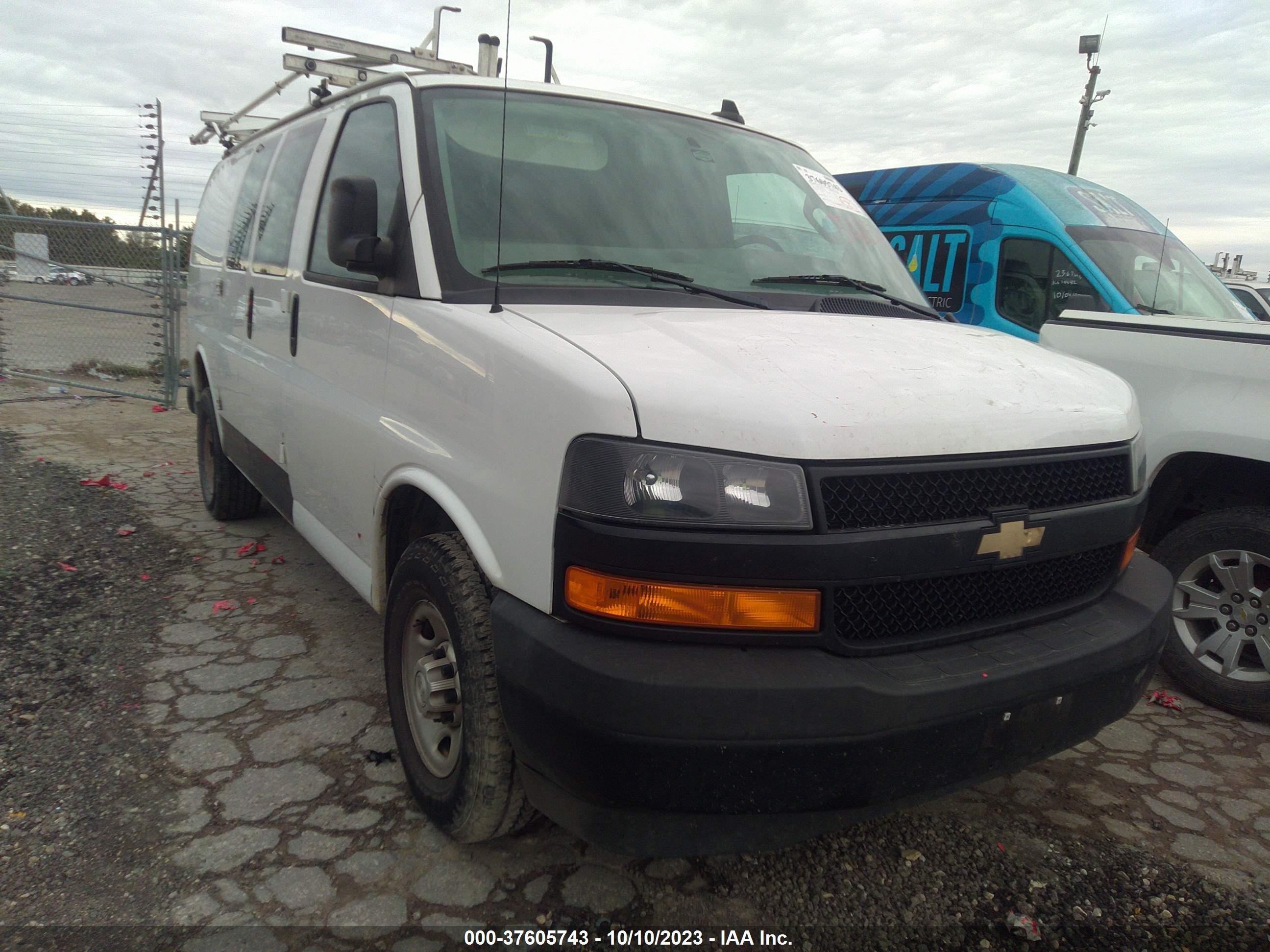 CHEVROLET EXPRESS 2019 1gcwgafp3k1215546