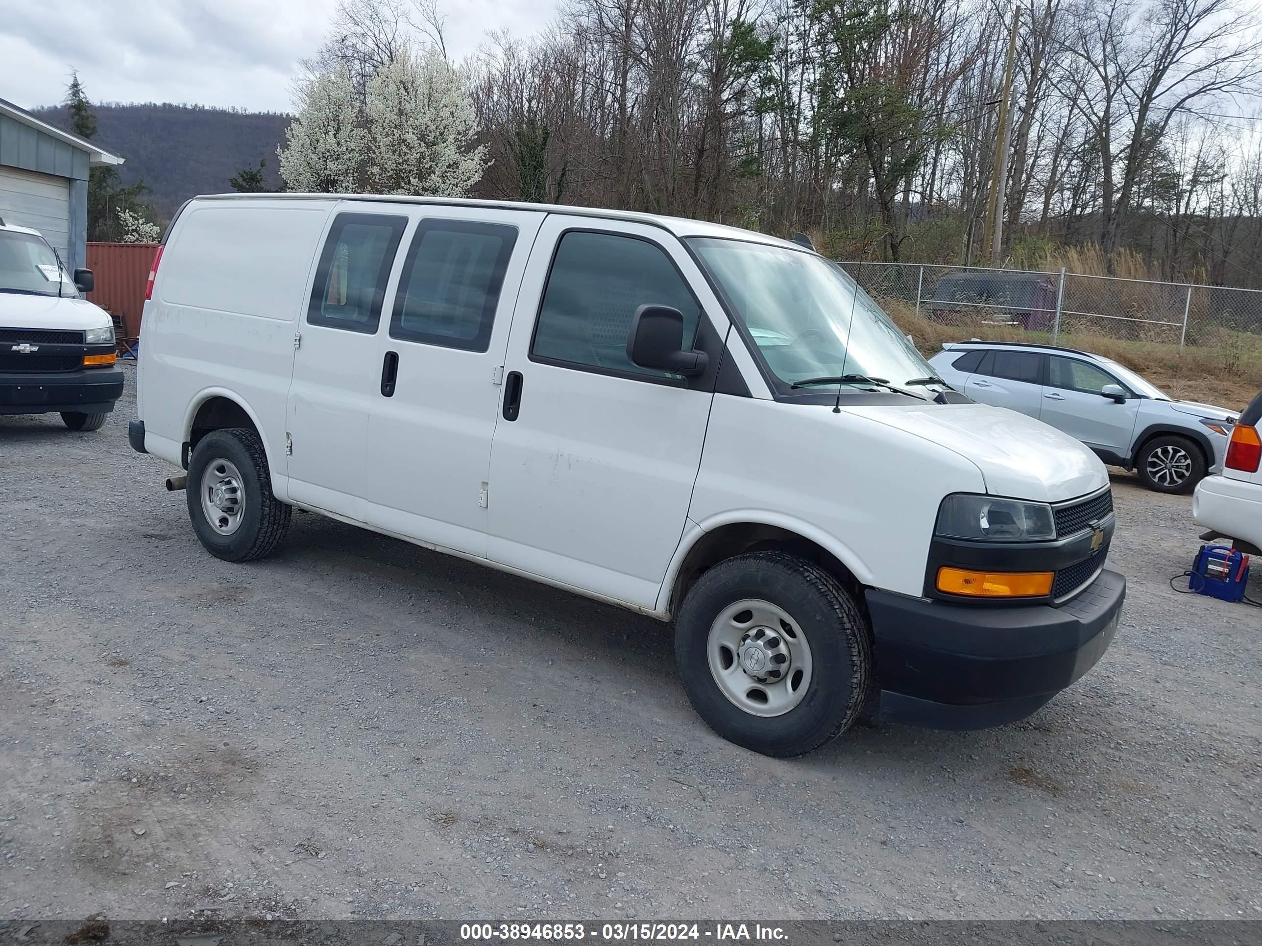 CHEVROLET EXPRESS 2019 1gcwgafp8k1190451