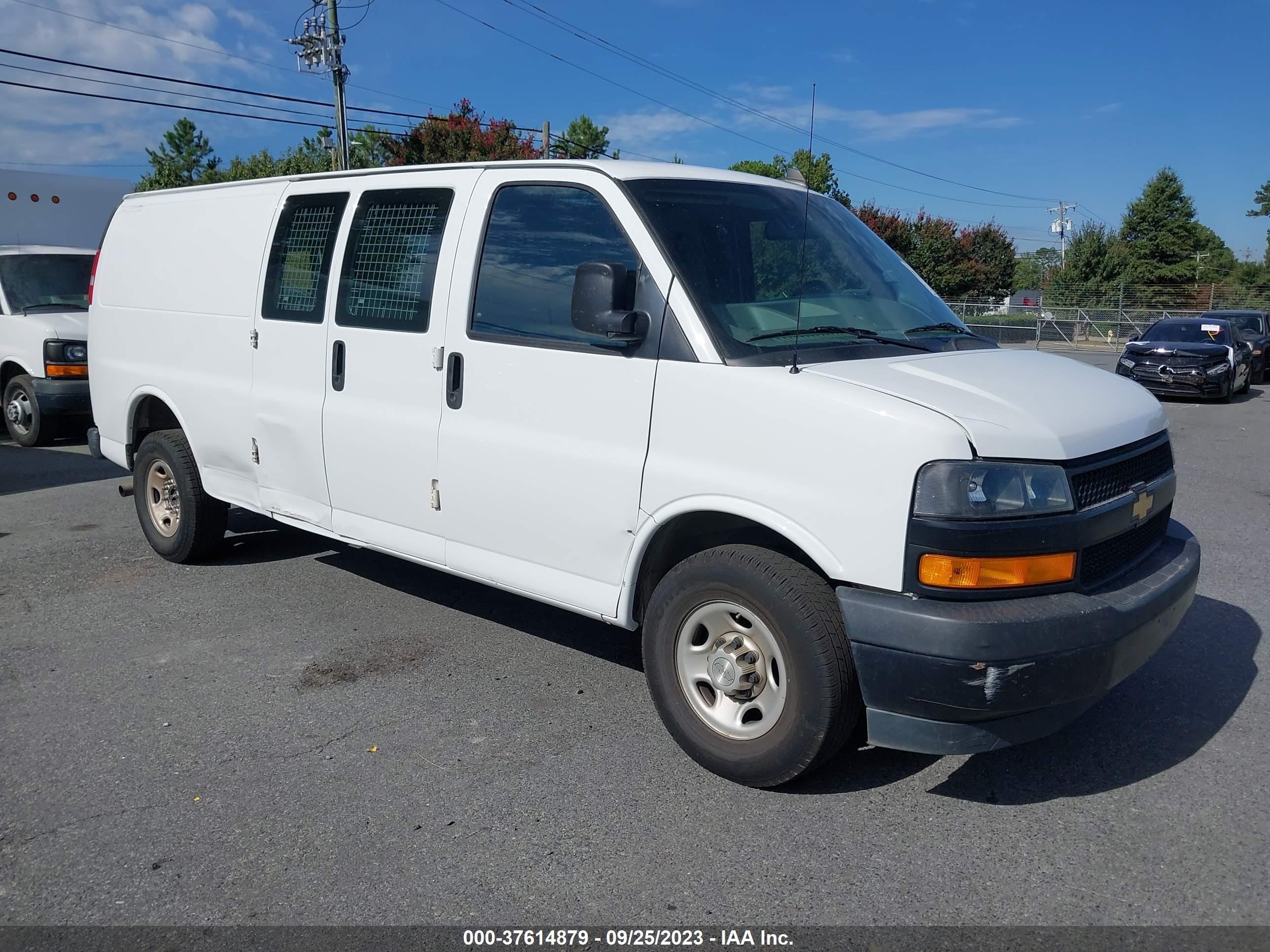 CHEVROLET EXPRESS 2020 1gcwgbfg9l1150418