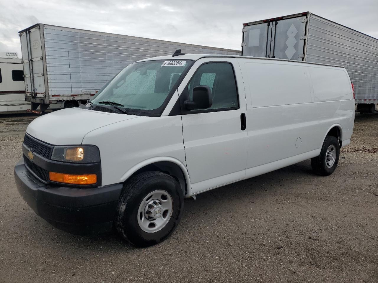 CHEVROLET EXPRESS 2018 1gcwgbfp9j1340524