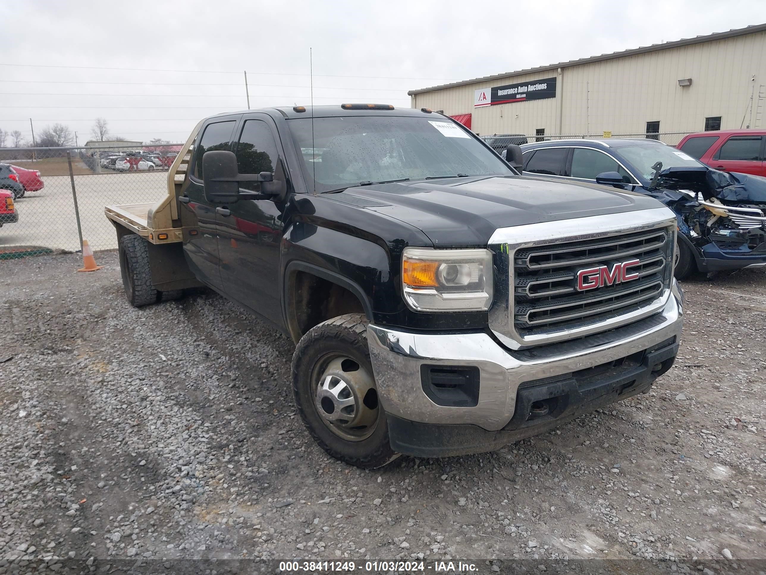 GMC NULL 2015 1gd421c81ff115372