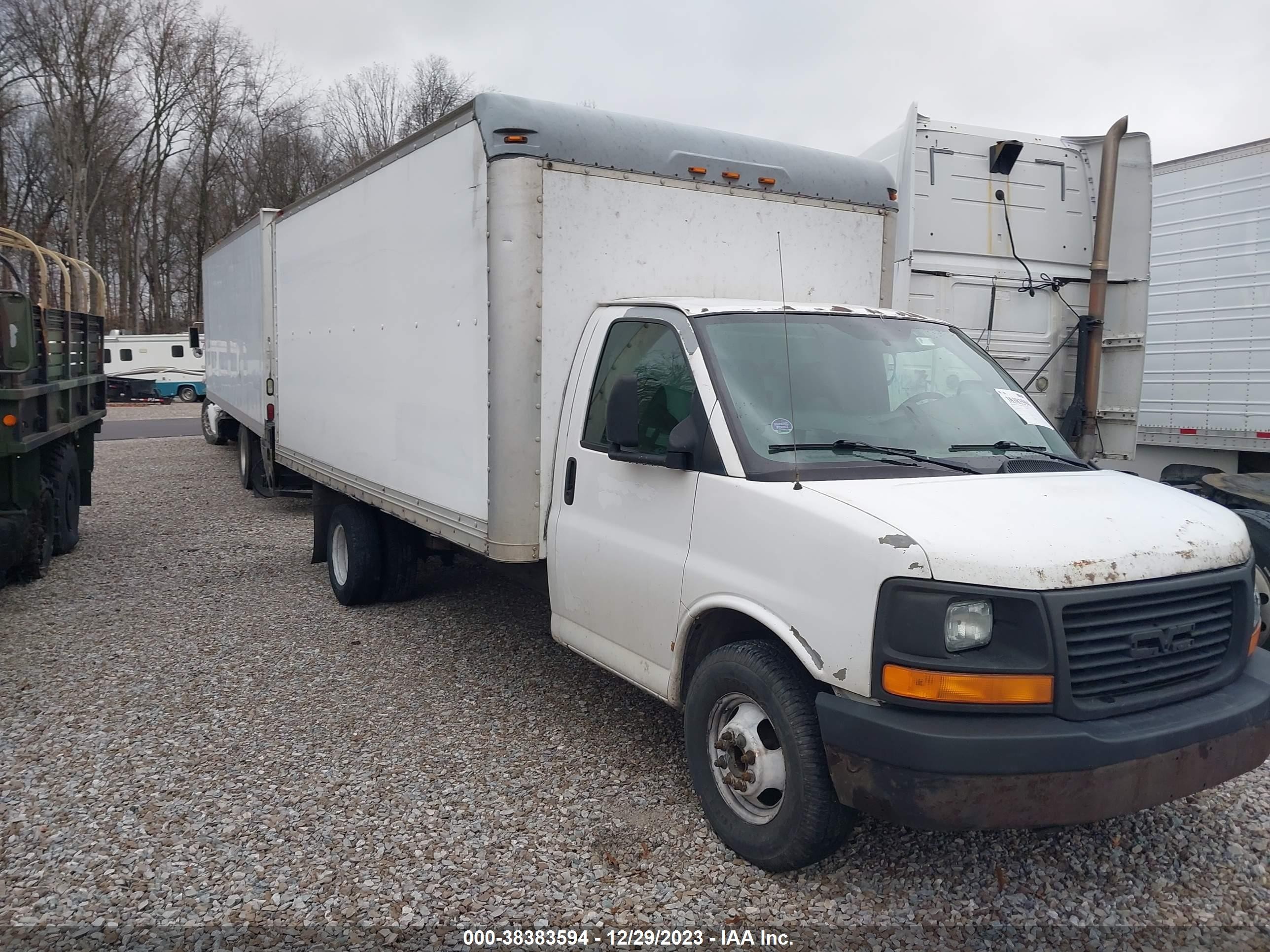 GMC NULL 2008 1gdjg31c581908200