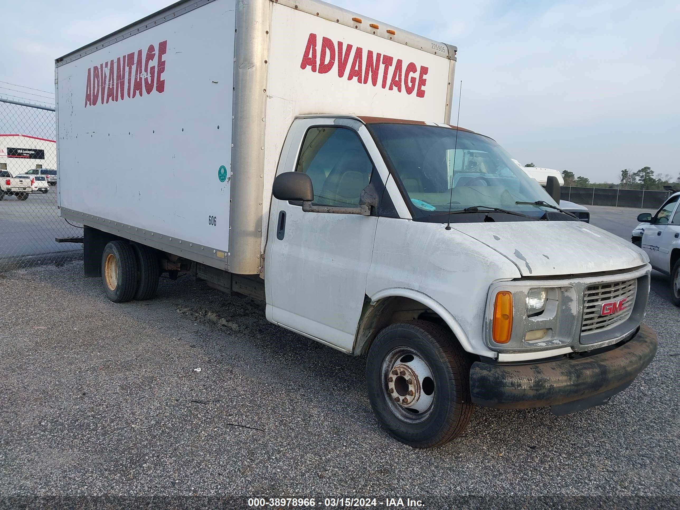 GMC ALL 2001 1gdjg31r011211835