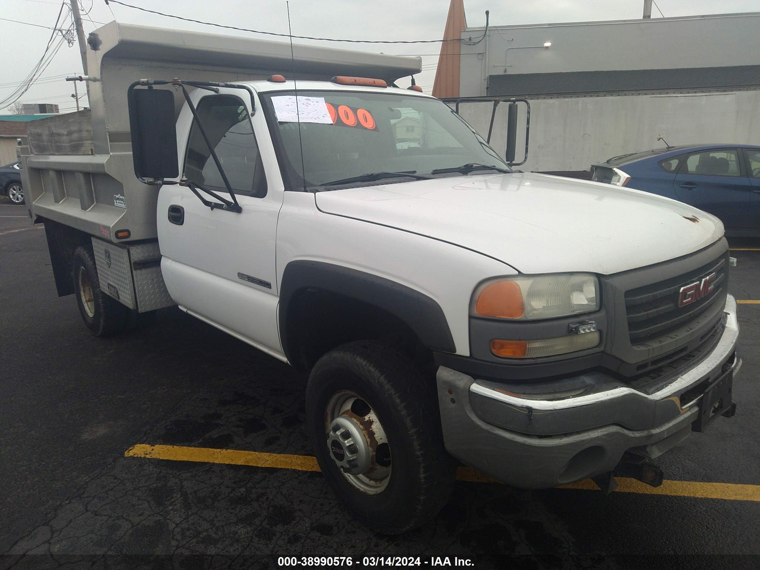 GMC NULL 2005 1gdjk34u55e151726