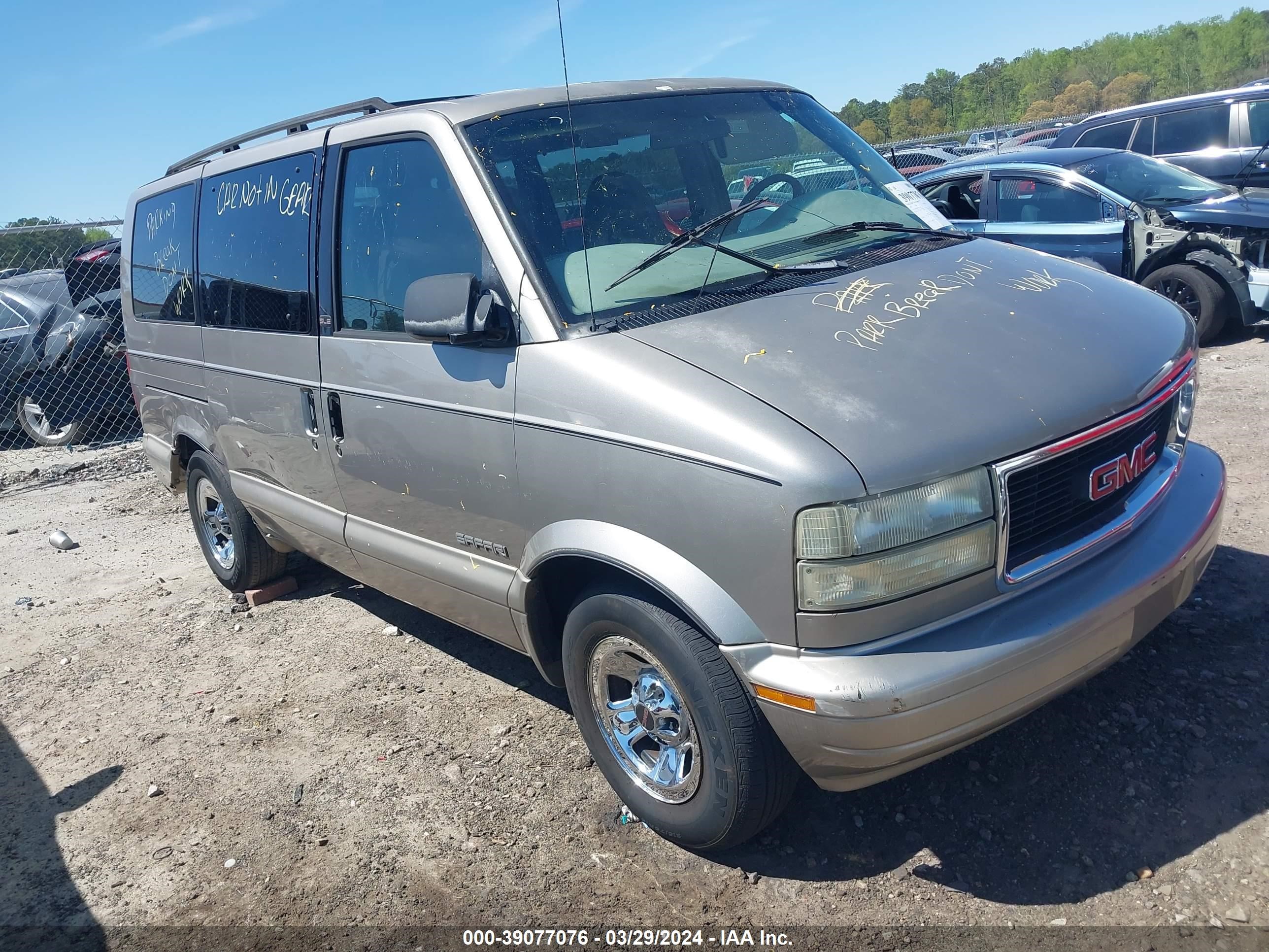 GMC SAFARI 2001 1gkdm19w01b518915