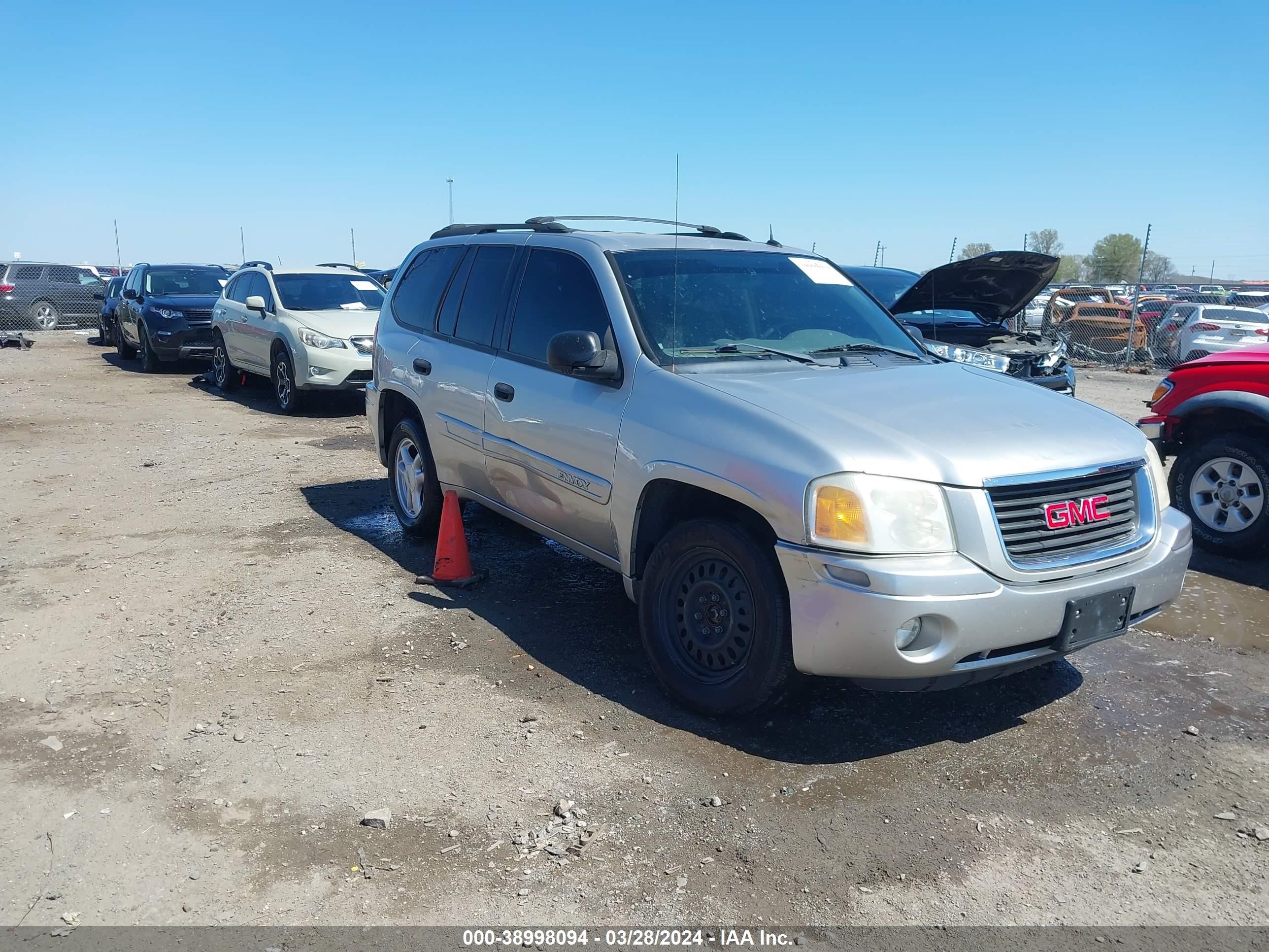 GMC ENVOY 2005 1gkdt13s352149305