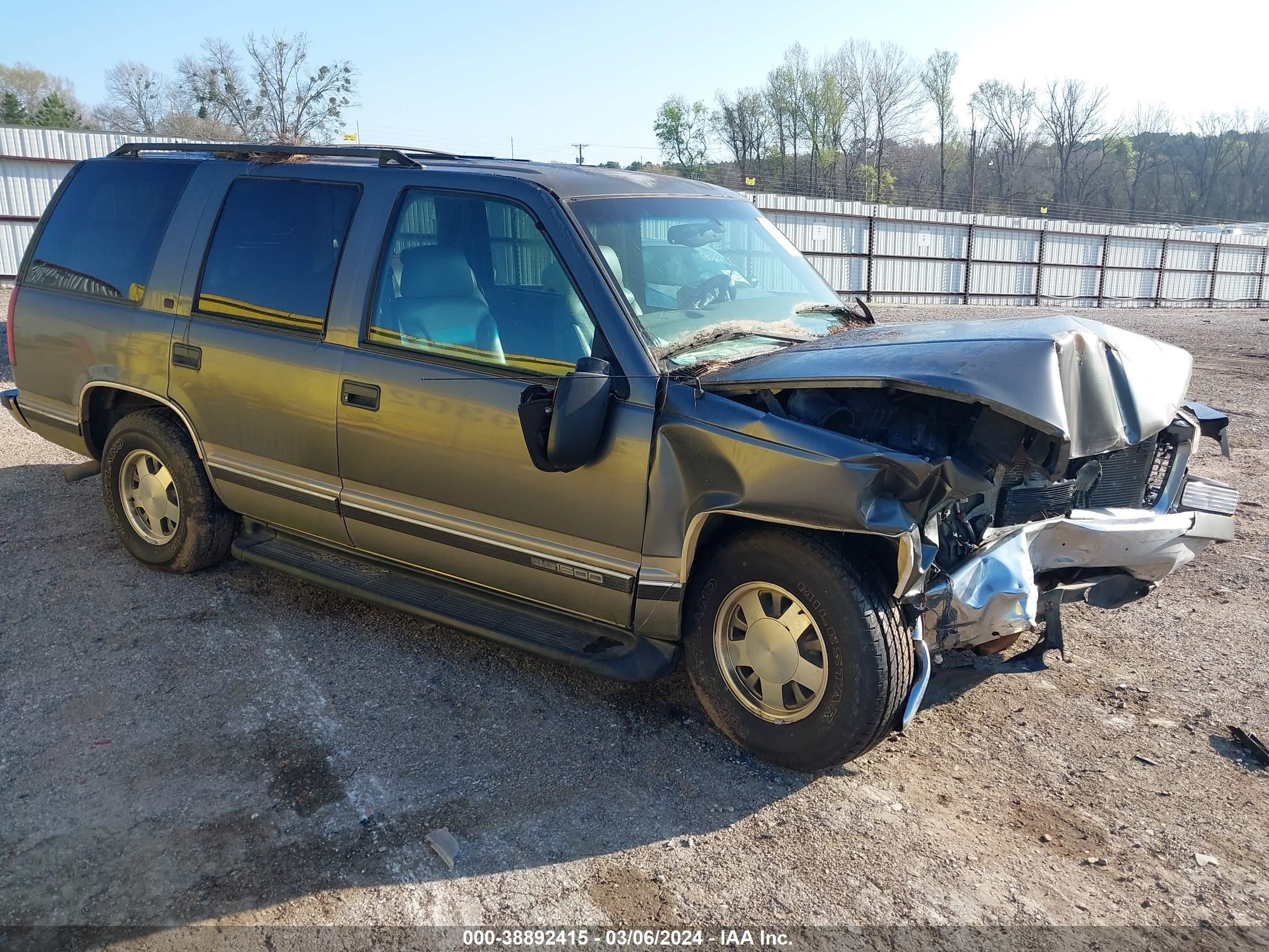 GMC YUKON 1999 1gkec13r0xj801694