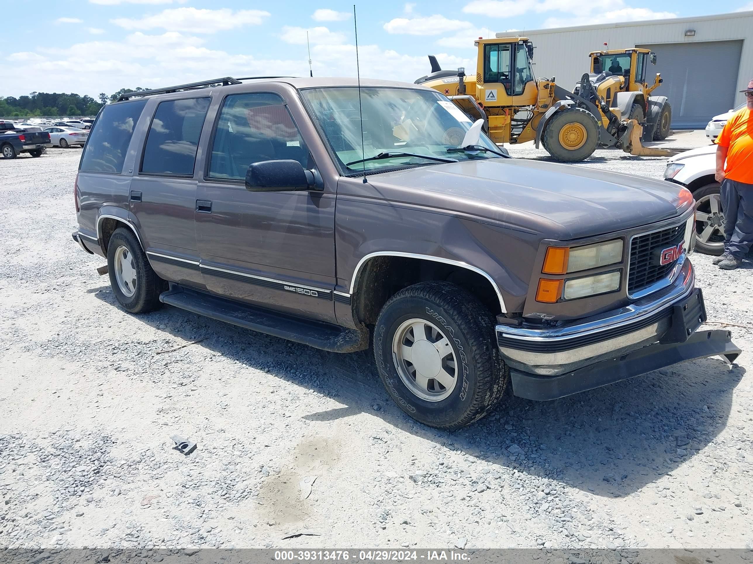 GMC YUKON 1998 1gkec13r2wj703054