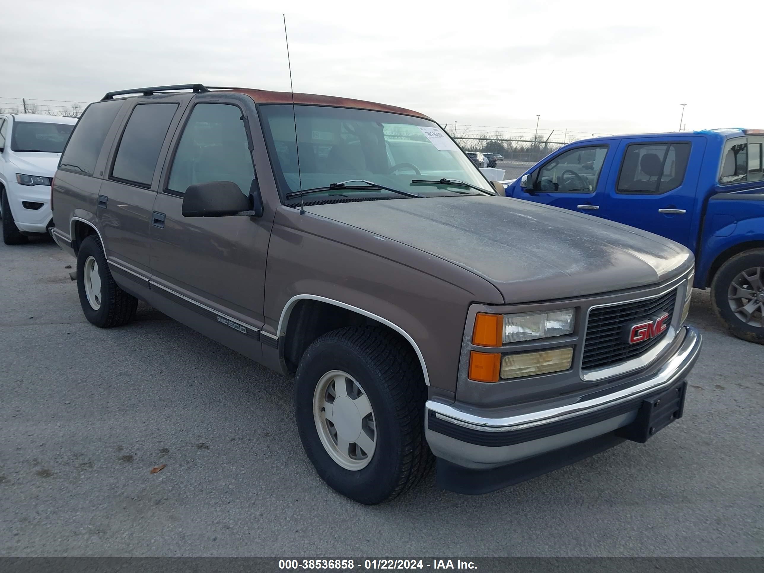 GMC YUKON 1998 1gkec13r9wj712995