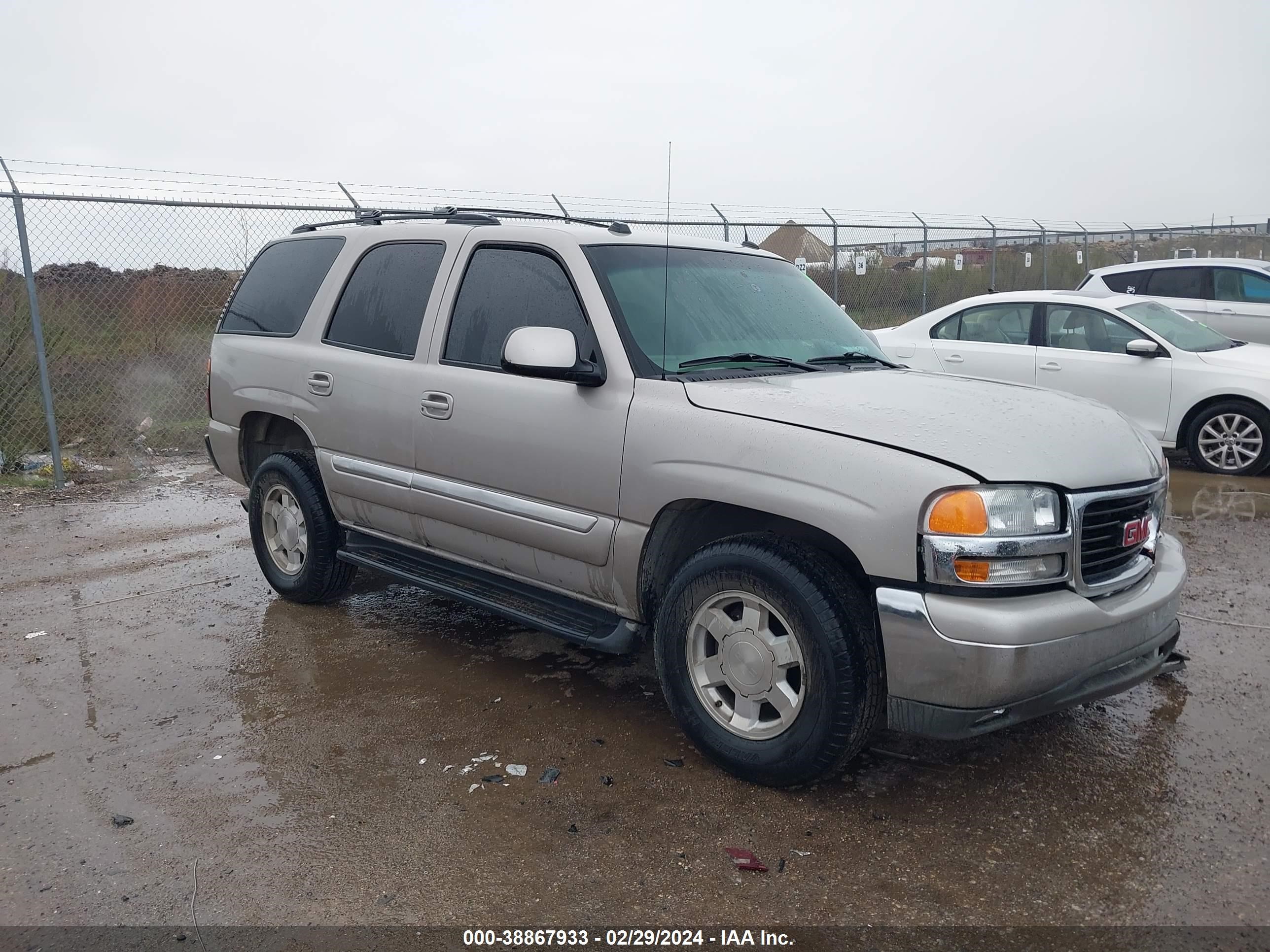 GMC YUKON 2005 1gkec13t15r209831