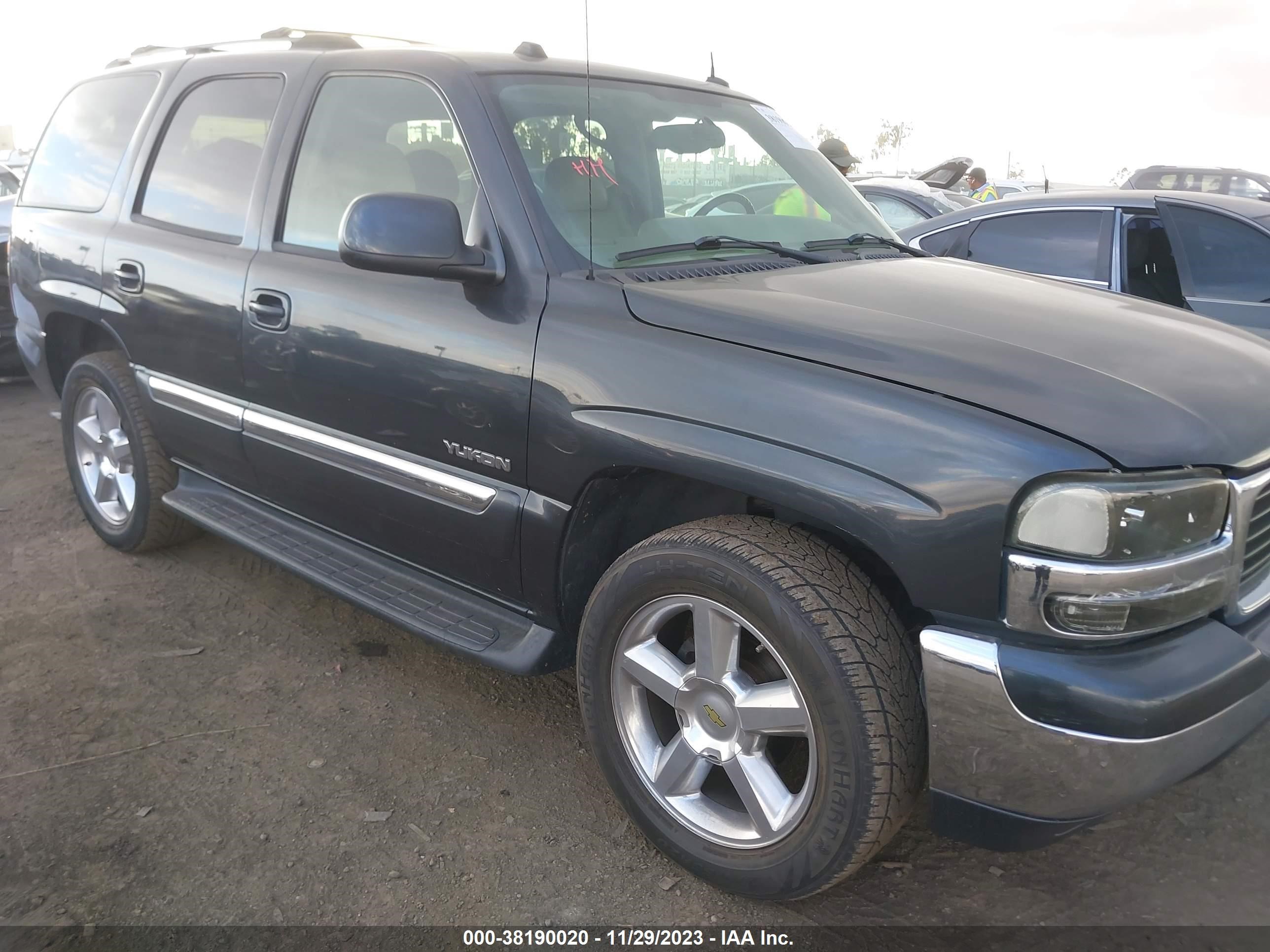 GMC YUKON 2004 1gkec13t74r125382