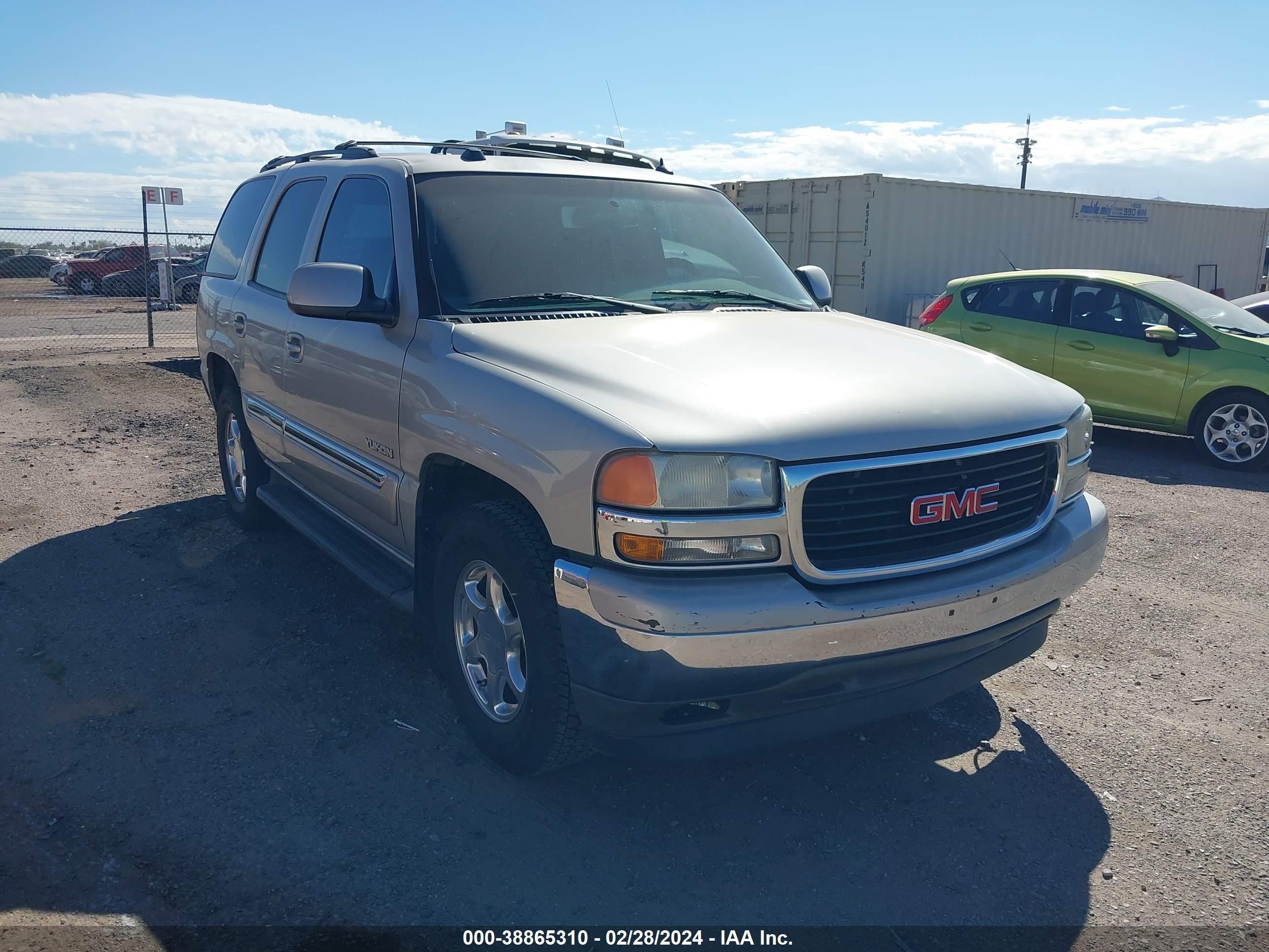 GMC YUKON 2005 1gkec13t75r253249