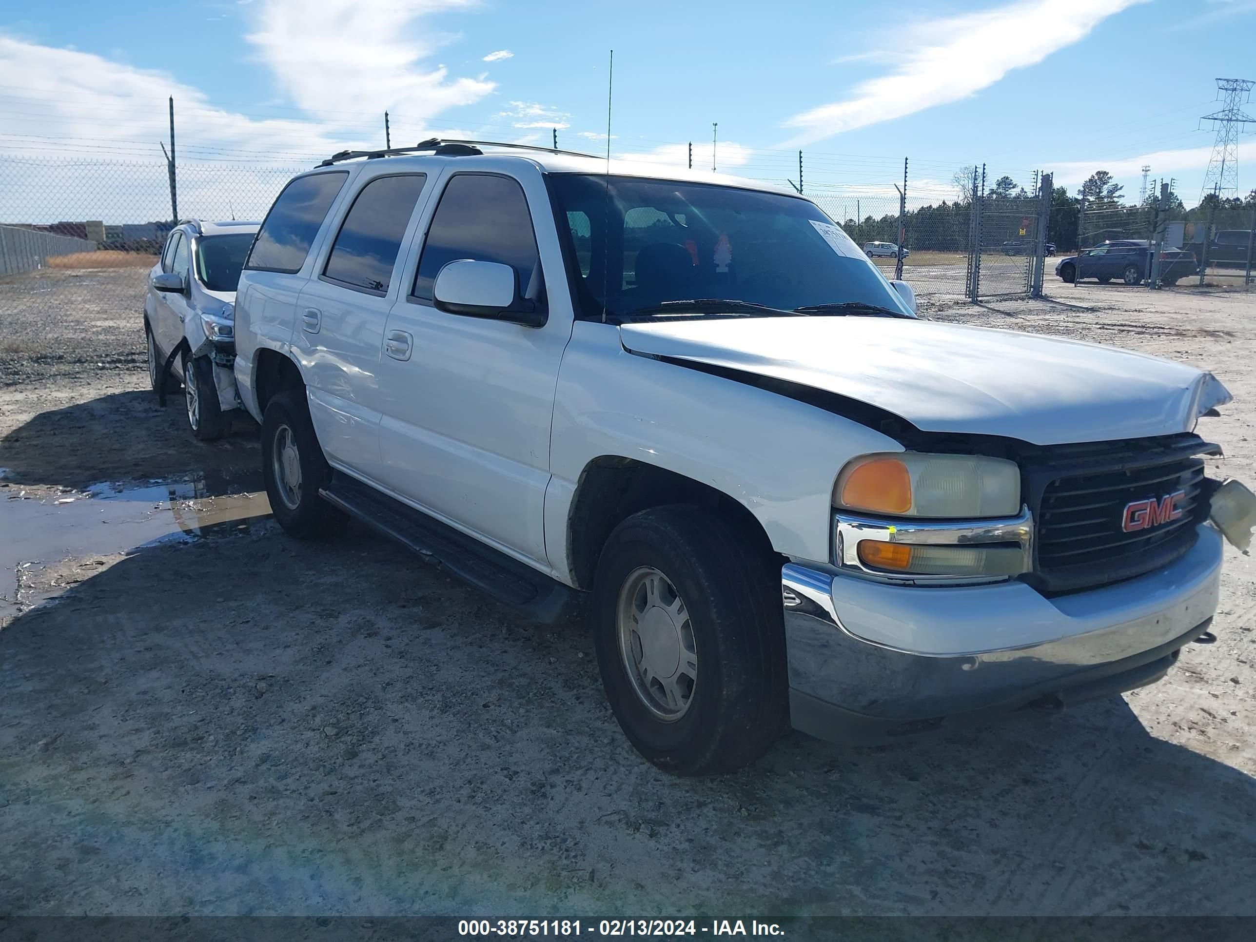 GMC YUKON 2002 1gkec13v32j240557