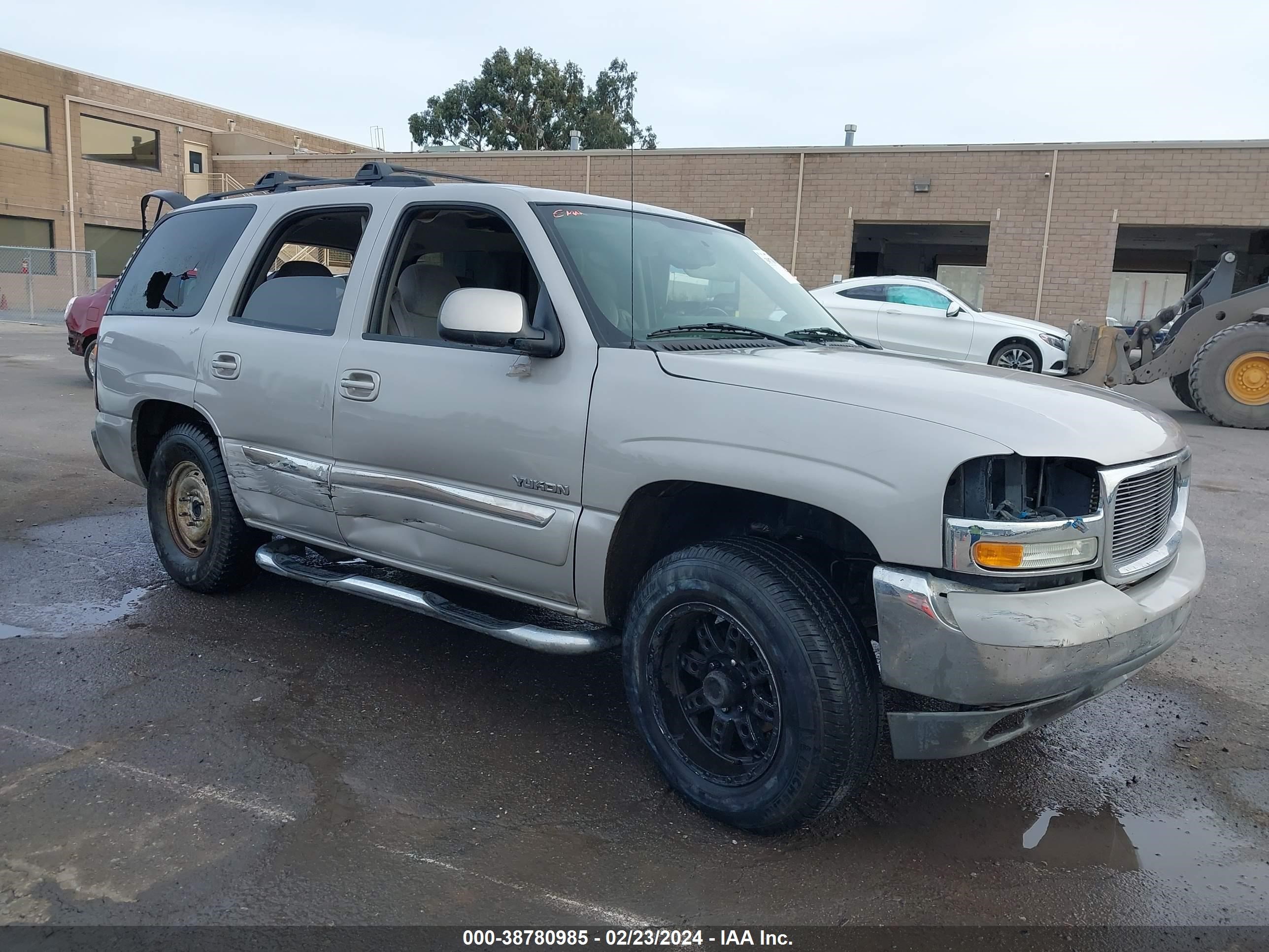 GMC YUKON 2004 1gkec13v84j258295