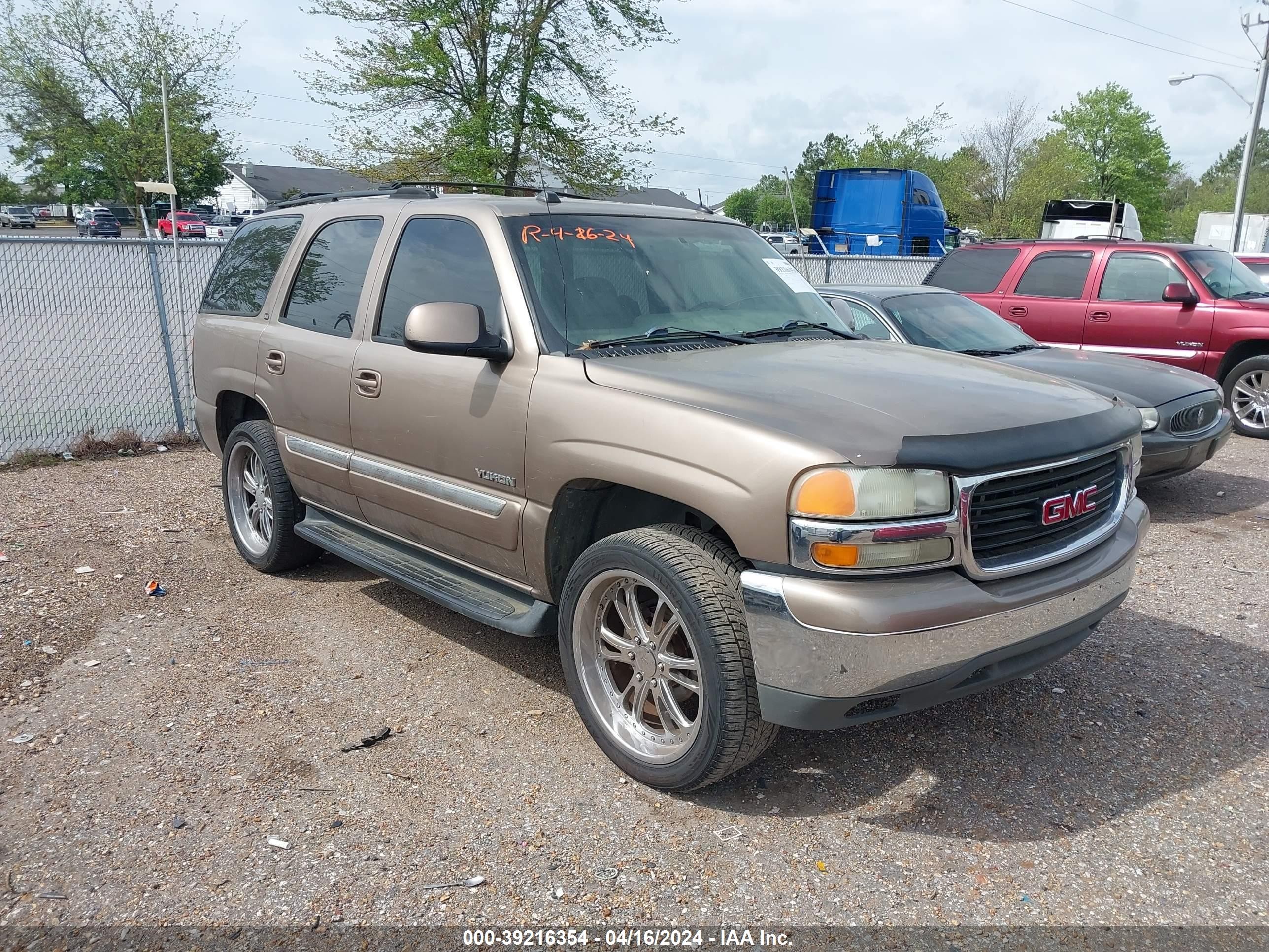 GMC YUKON 2004 1gkec13z04r290484