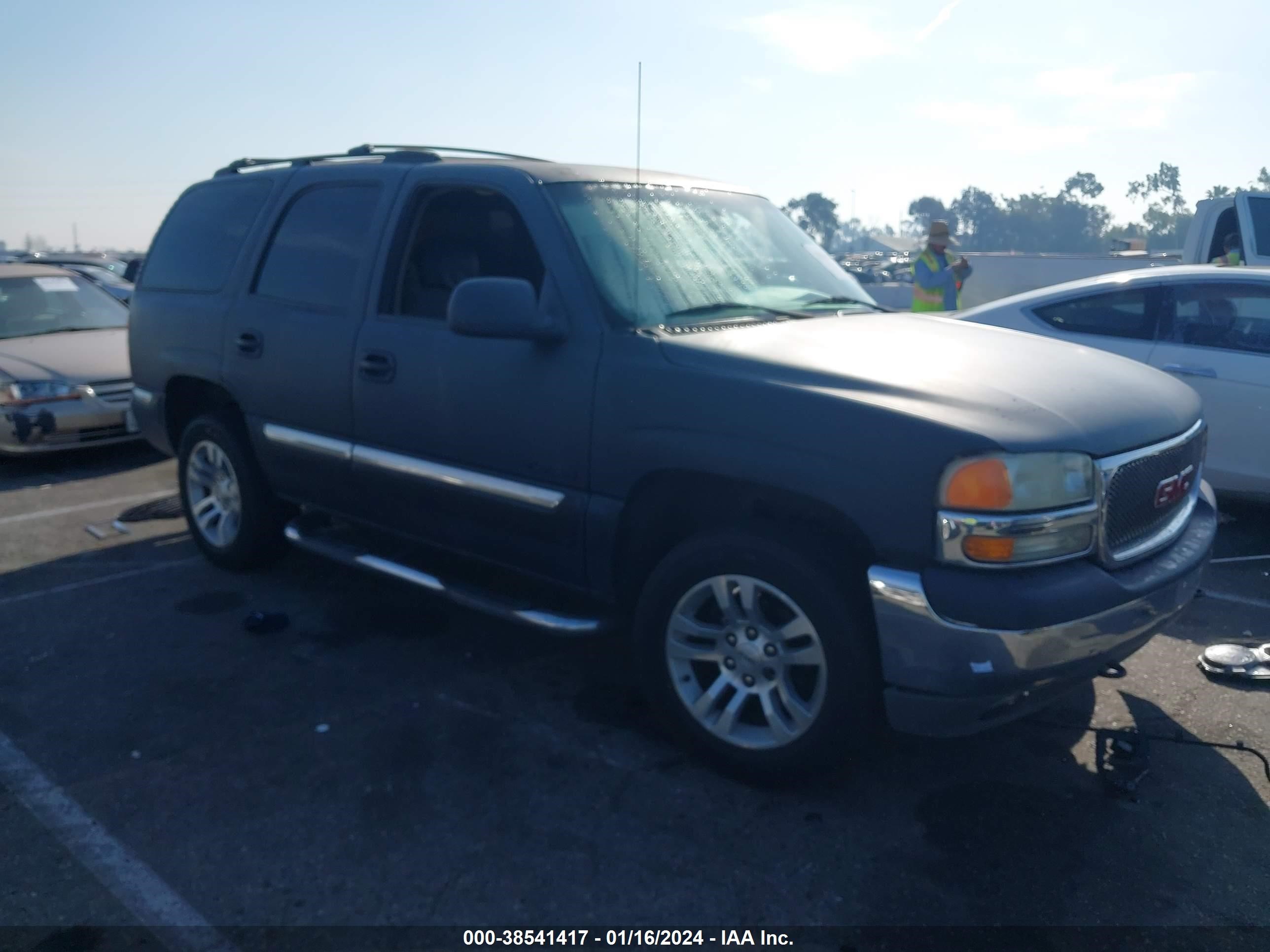 GMC YUKON 2002 1gkec13z22r149493