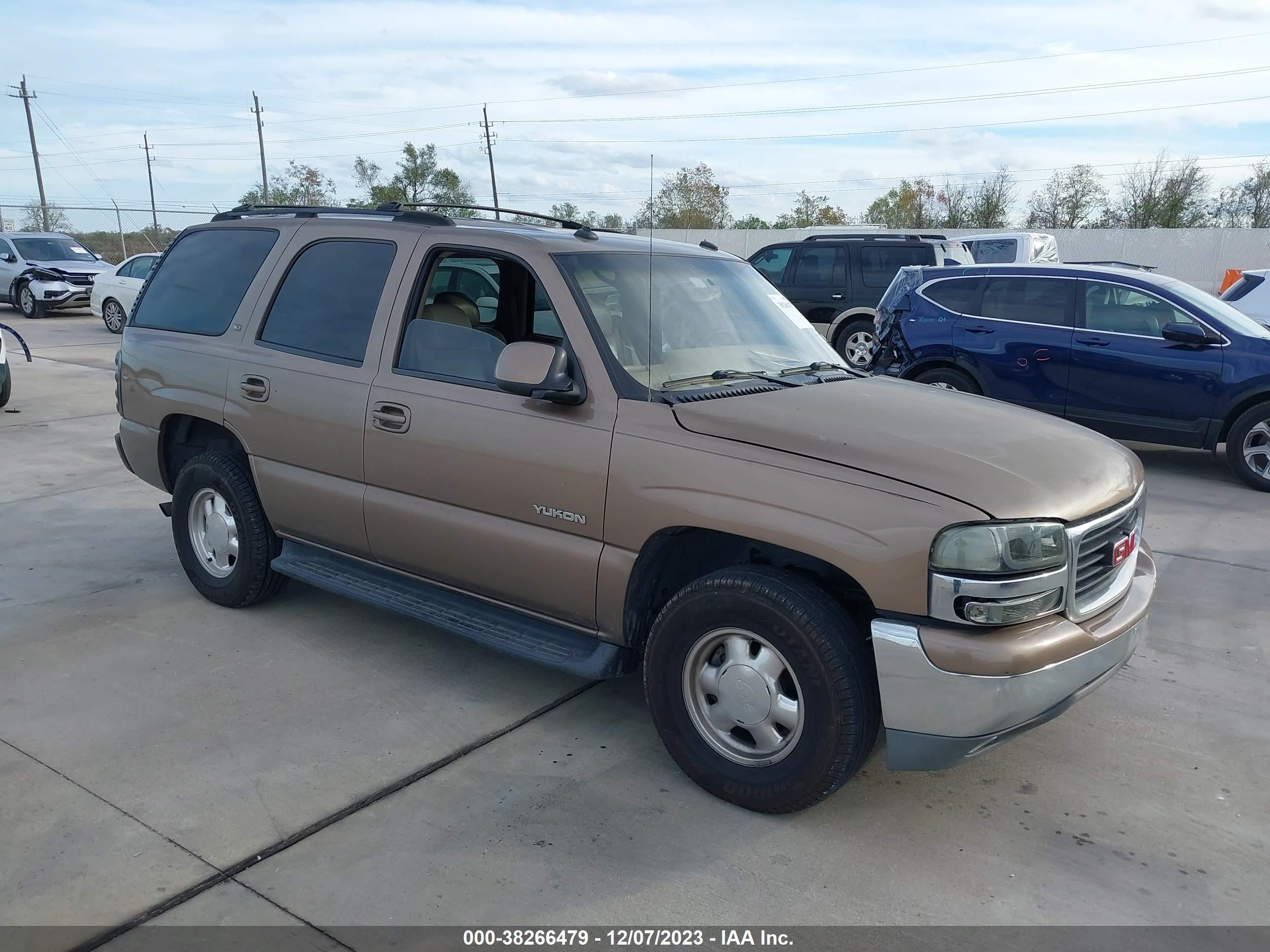 GMC YUKON 2003 1gkec13z53r171327