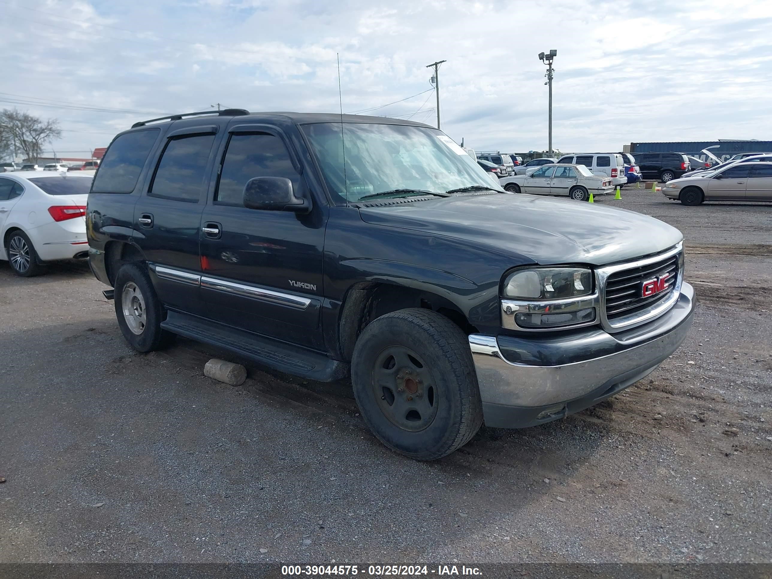 GMC YUKON 2004 1gkec13z74r177292